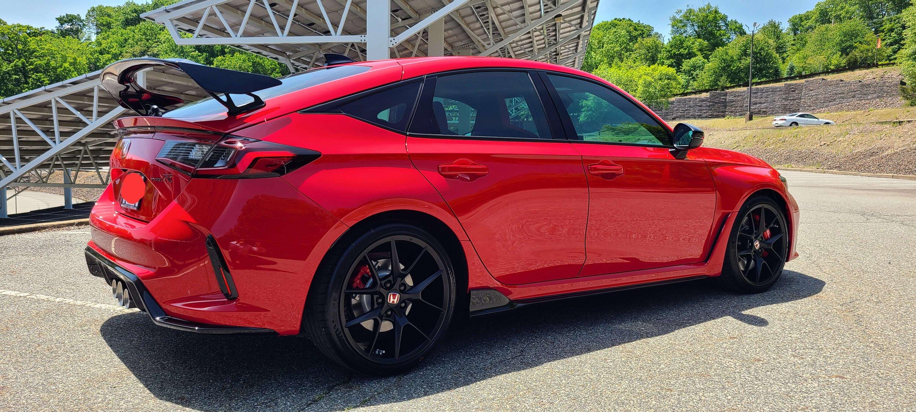 11th Gen Honda Civic Official RALLYE RED FL5 Type R Photos Thread 20230527_131343