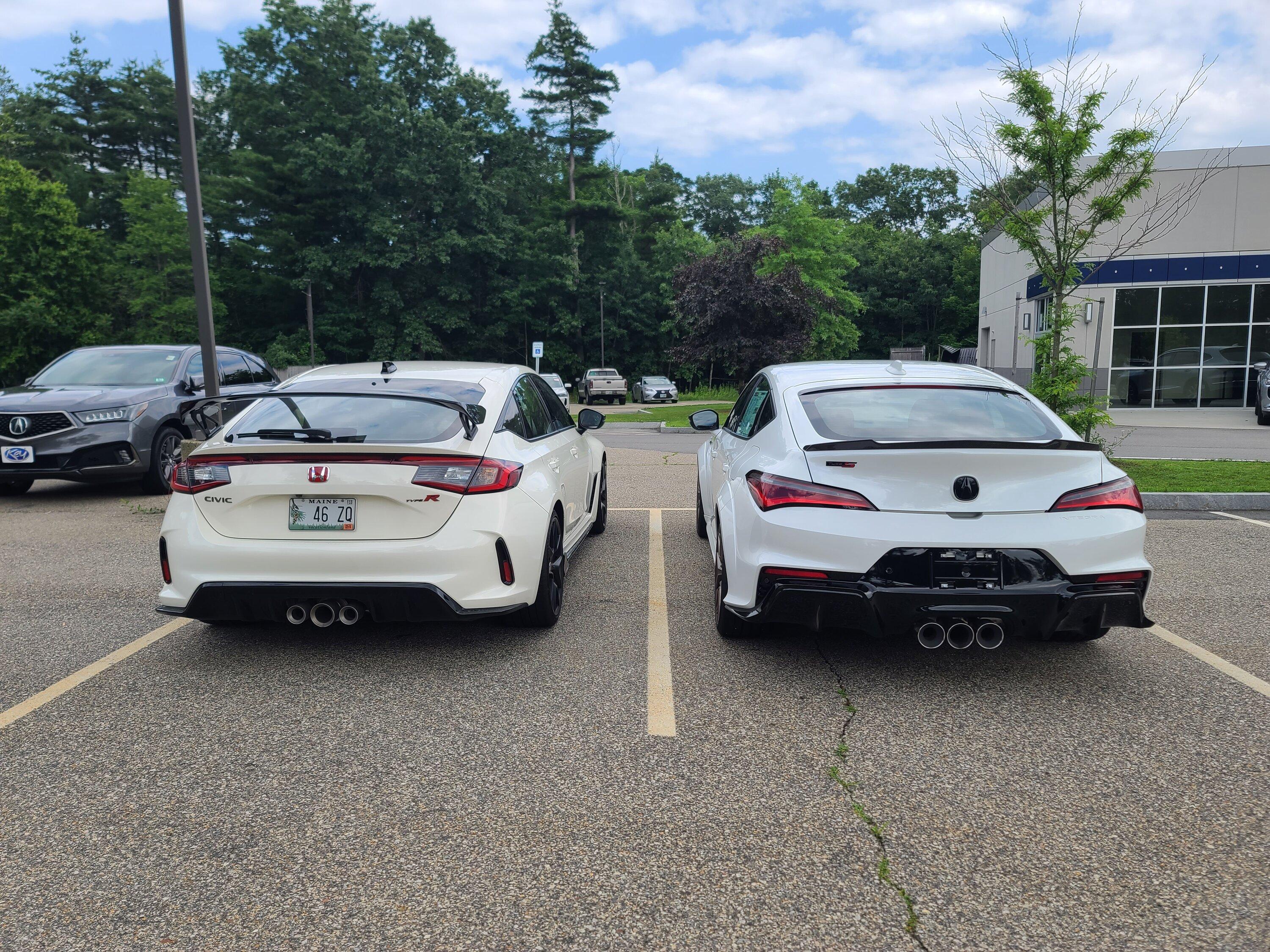 11th Gen Honda Civic FL5 Type R vs DE5 Integra Type S | Savagegeese 20230629_152914