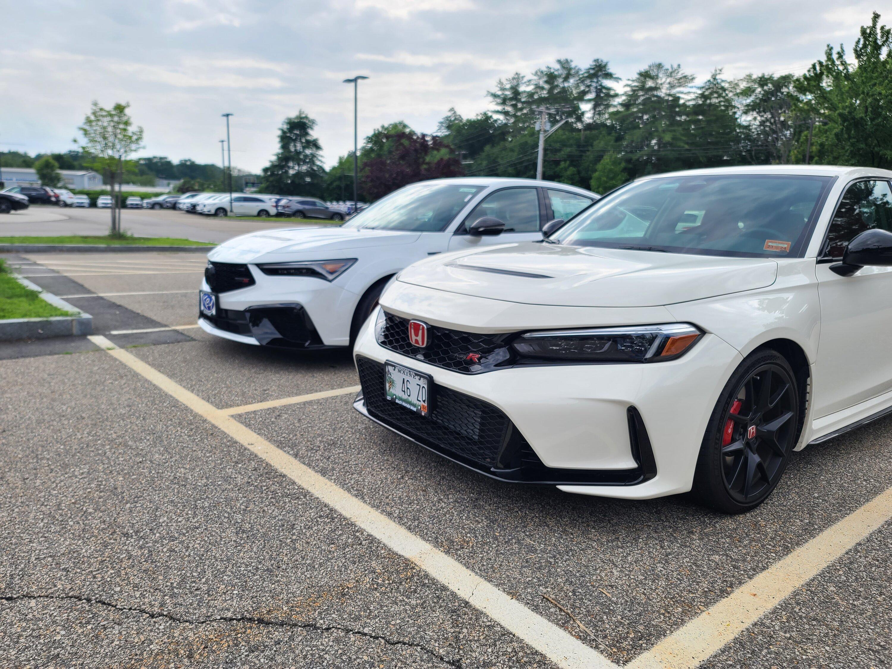 11th Gen Honda Civic FL5 Type R vs DE5 Integra Type S | Savagegeese 20230629_153404