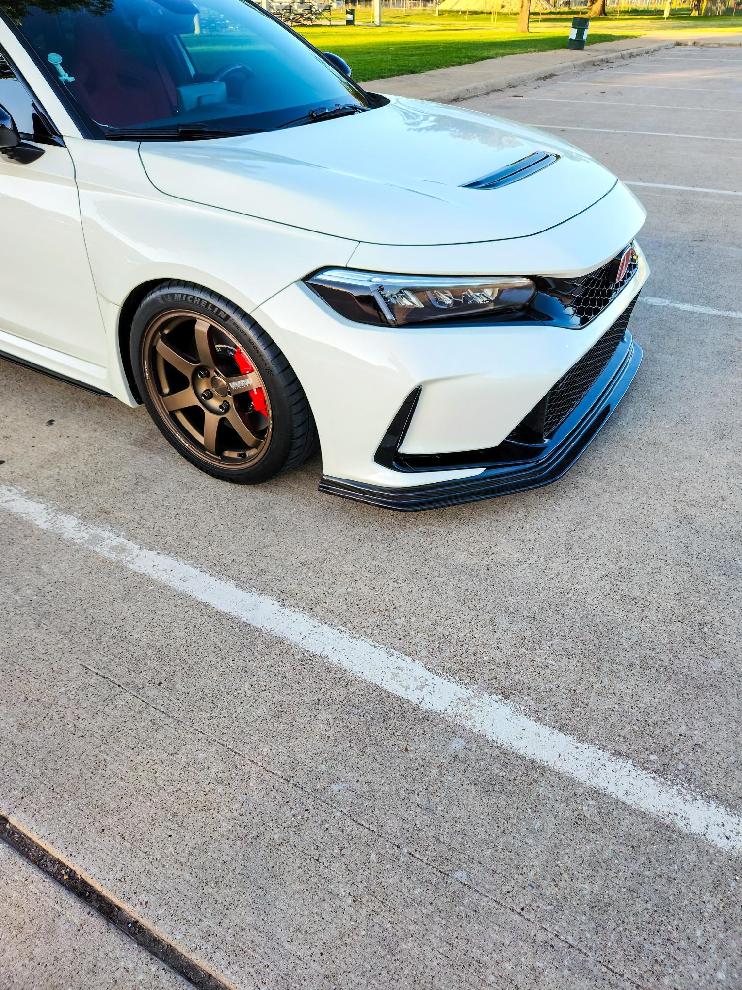 11th Gen Honda Civic Championship White FL5 #943 Build 20230718_194729