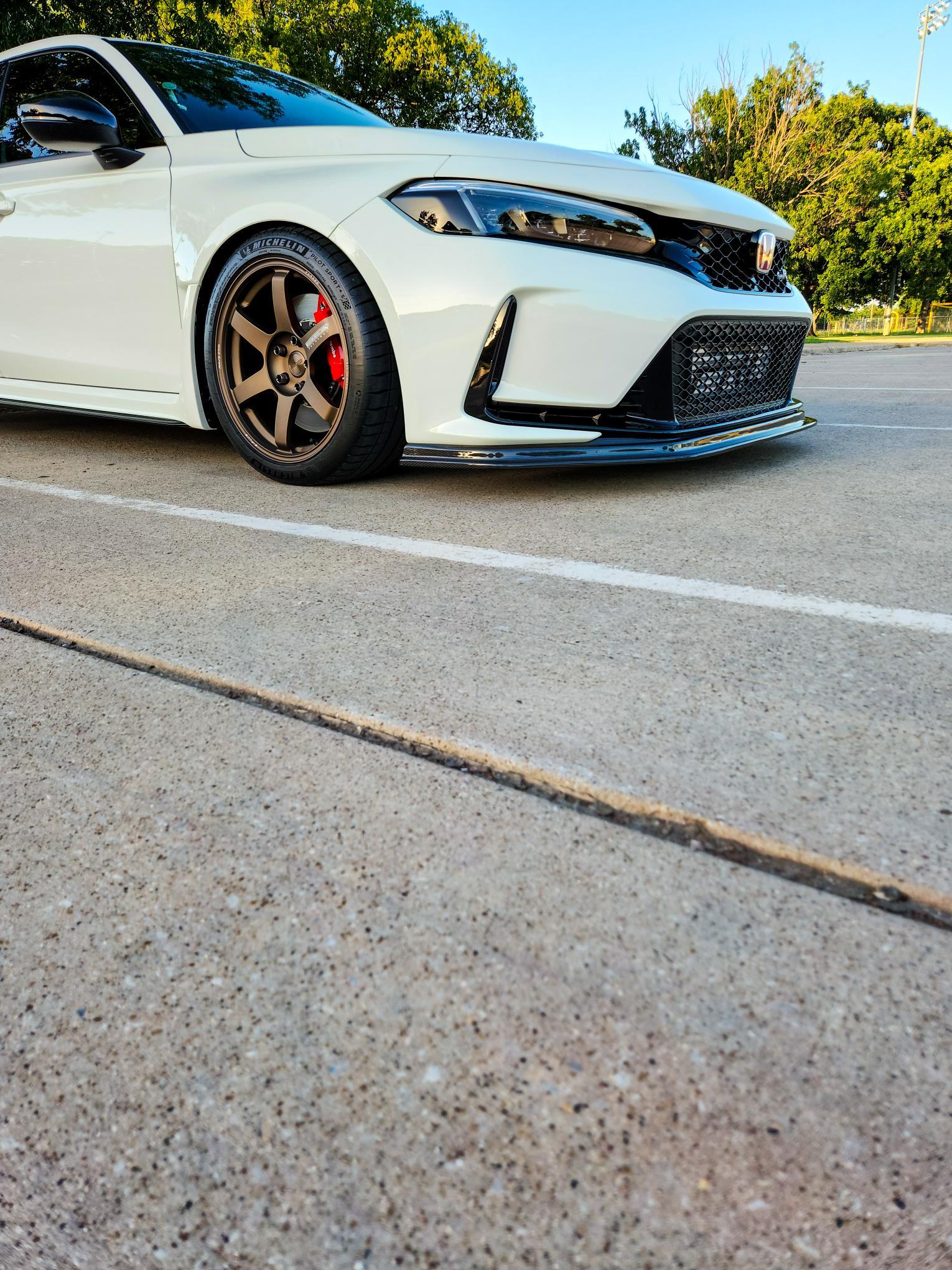 11th Gen Honda Civic Championship White FL5 #943 Build 20230718_194806