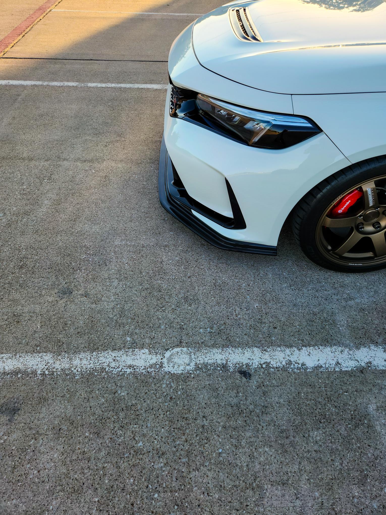 11th Gen Honda Civic Championship White FL5 #943 Build 20230718_195055