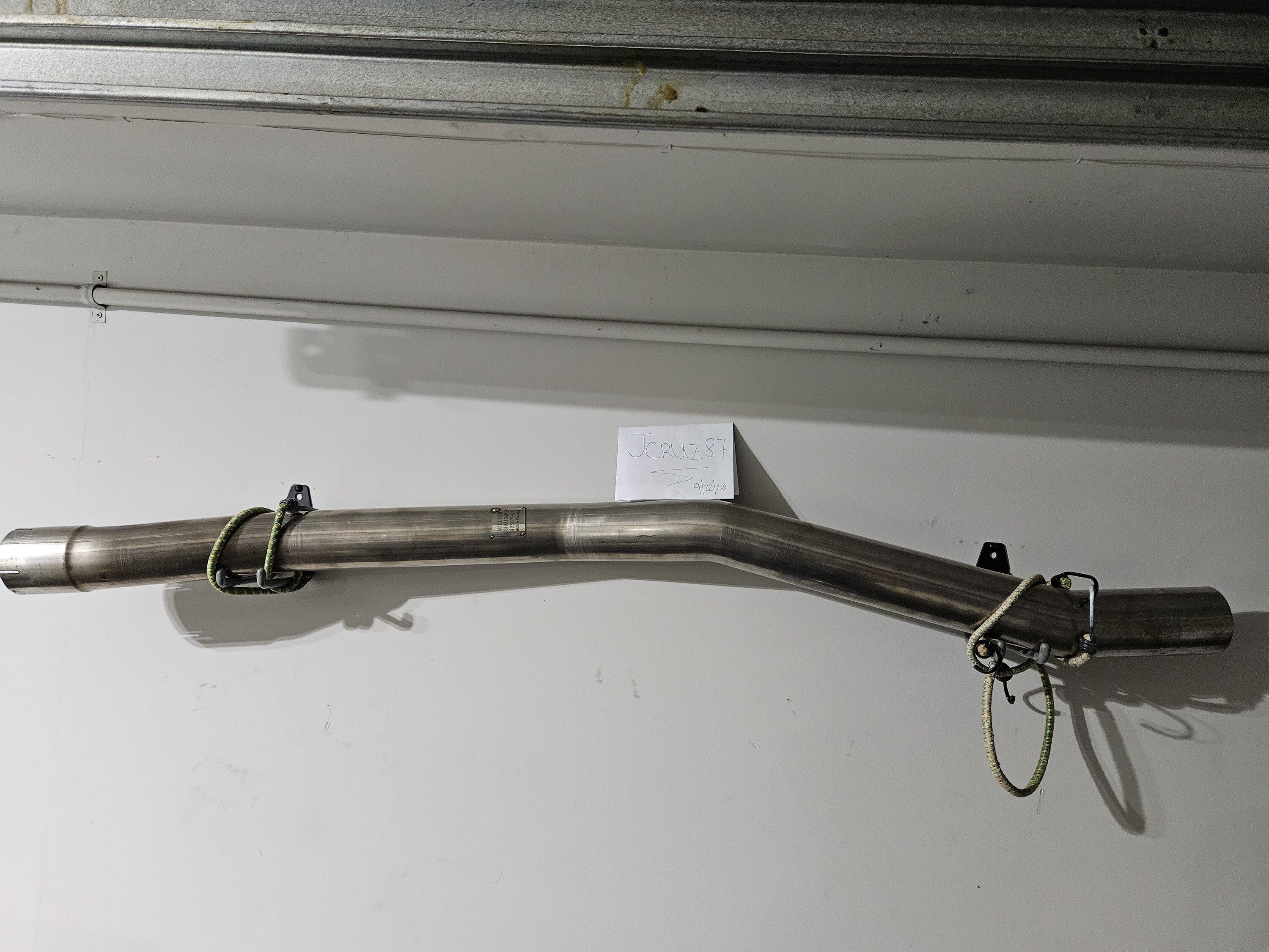 11th Gen Honda Civic FL5 Part Out 20230922_084629