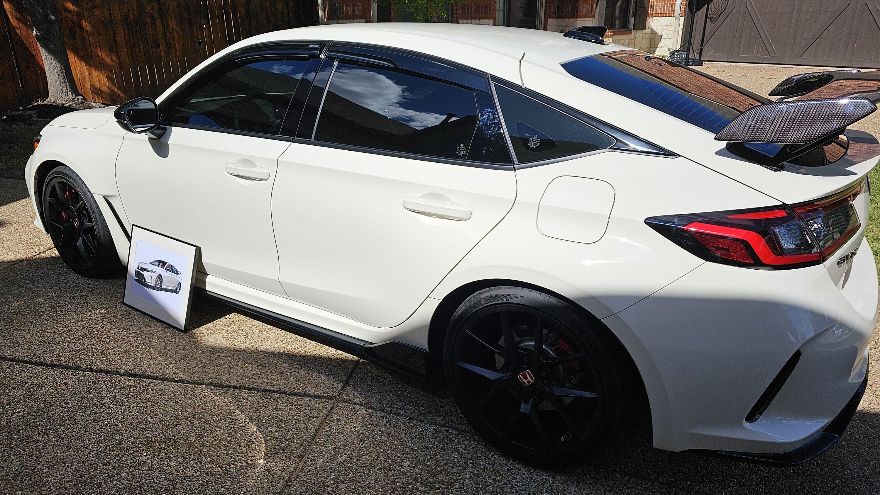 11th Gen Honda Civic -SOLD-DFW TX 2023 Civic Type R (Champ white) 1264 miles $51,600 20231015_142319