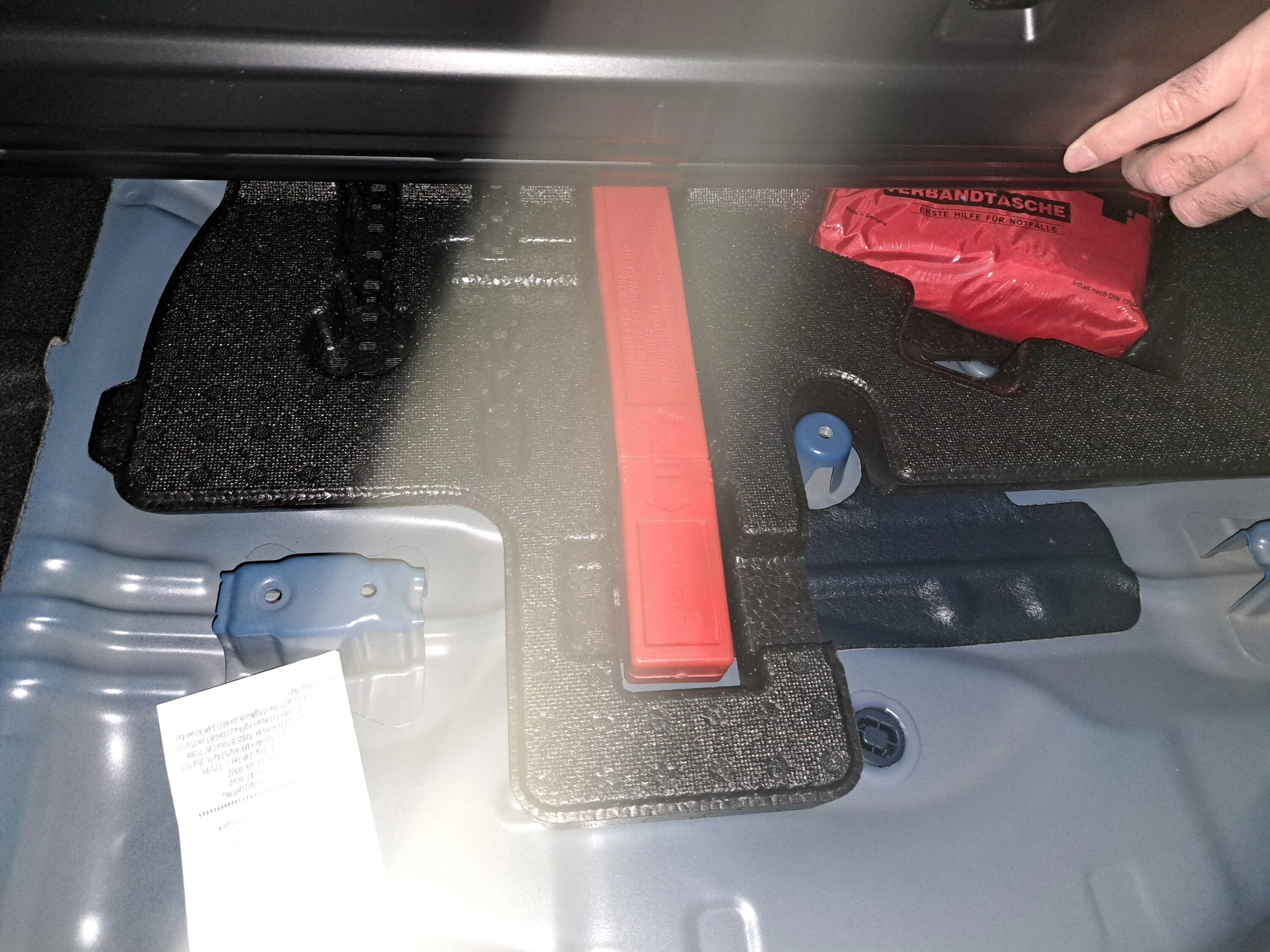 11th Gen Honda Civic Missing Factory tools in Type R? 20231111_154401