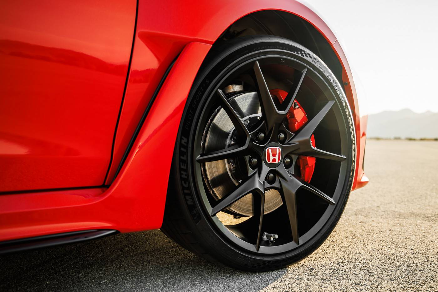 11th Gen Honda Civic Official 2023 Civic Type R (FL5) U.S. Specifications Released! 315 hp / 310 lb-ft! 2023_Civic_TypeR_0018