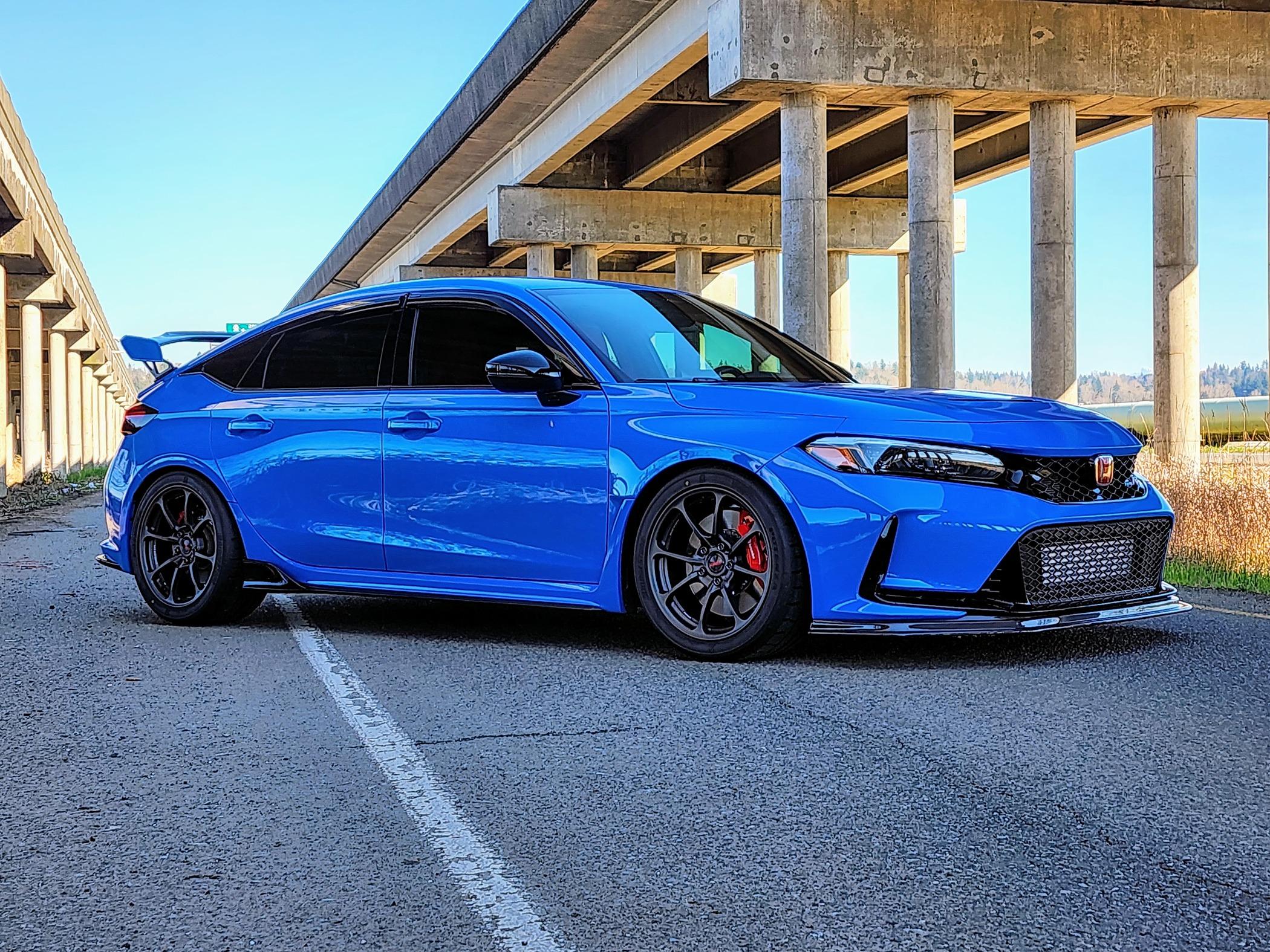 11th Gen Honda Civic VOLK NE24 18x9.5 ET45 Dark Matte Grey $2700 20240317_154544 (1)