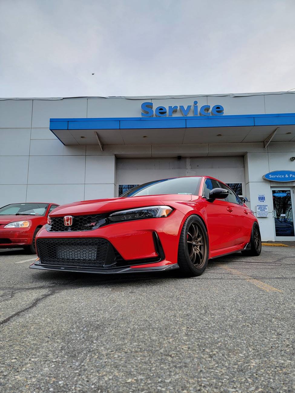 11th Gen Honda Civic Mugen MF10 with Michelin AS4 tires 20240331_184302