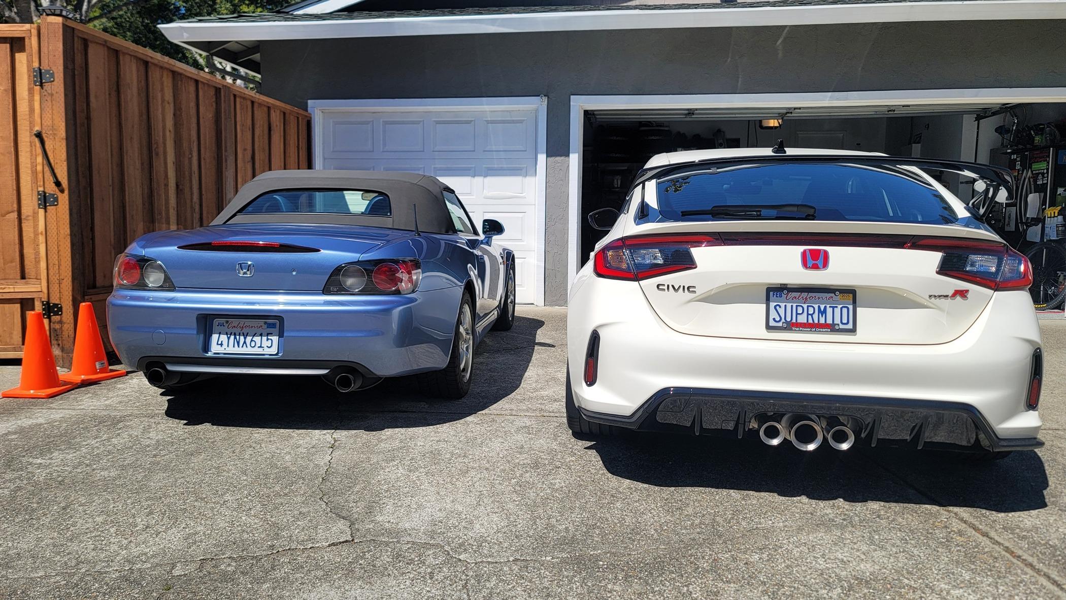 11th Gen Honda Civic I got the FL5 a little friend! 20240401_134935_resized