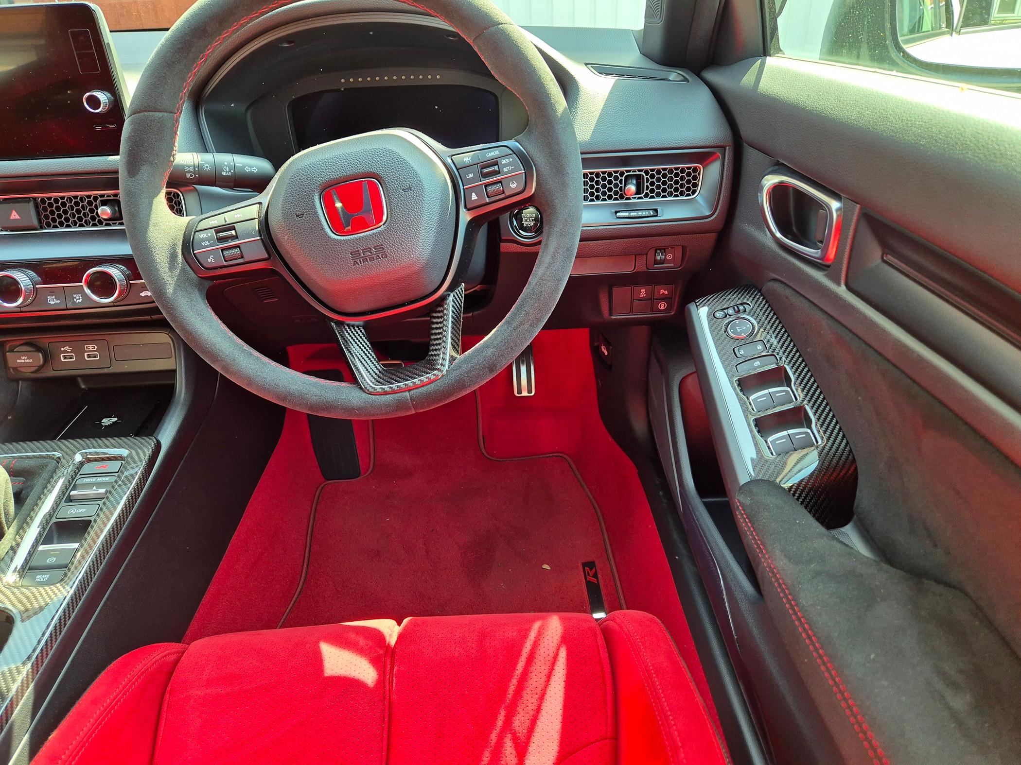 11th Gen Honda Civic Transforming my interior with some Carbon Fiber 😋 from CarbonMyRide 20240511_150019