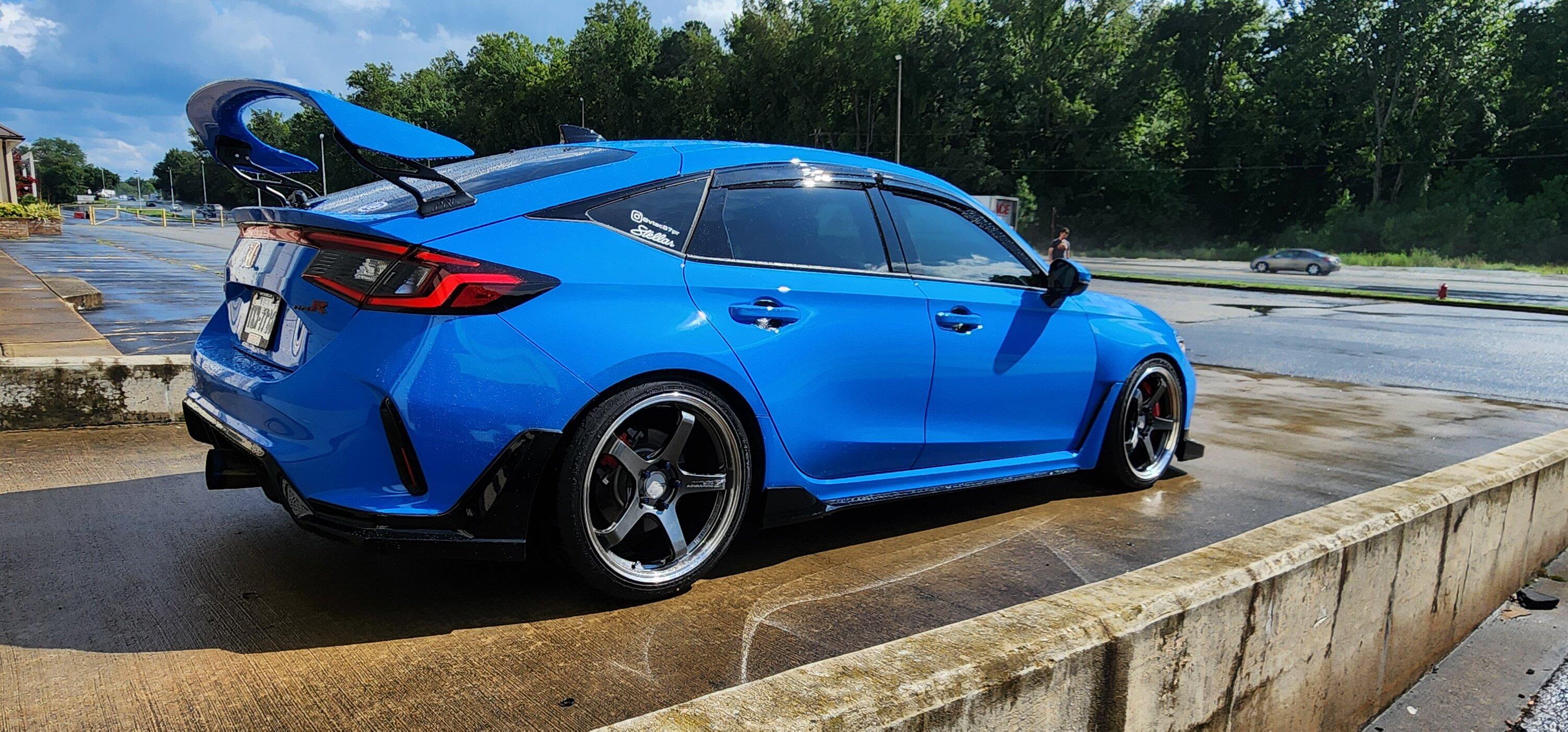 11th Gen Honda Civic Vtec87pr FL5 Mugen Boost Blue build page 20240804_163050