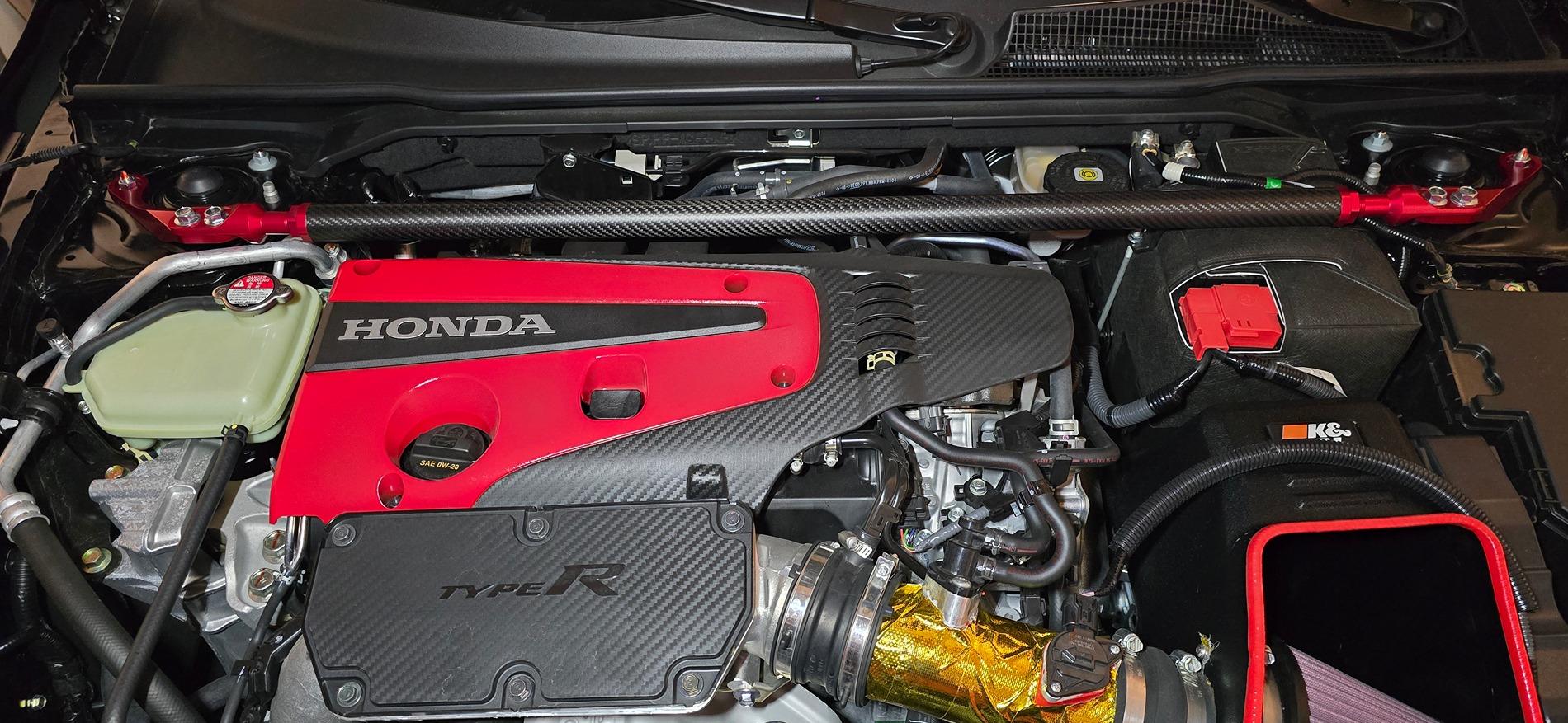 11th Gen Honda Civic SiroMoto Phase 2 Carbon Fiber strut bar installation experience on FL5 20240906_201741