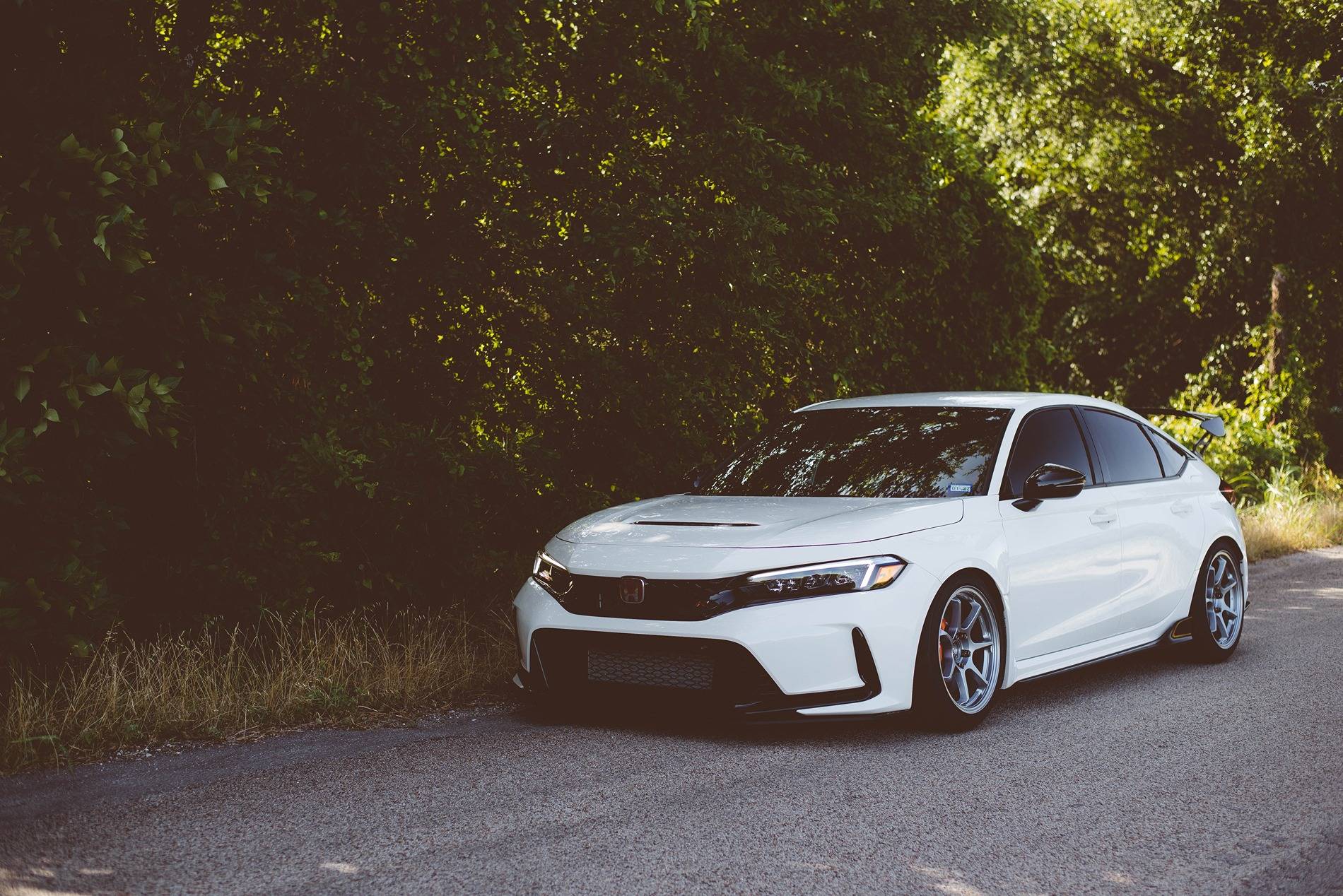 11th Gen Honda Civic Official CHAMPIONSHIP WHITE FL5 Type R Photos Thread 2025-06-06_06-18-51