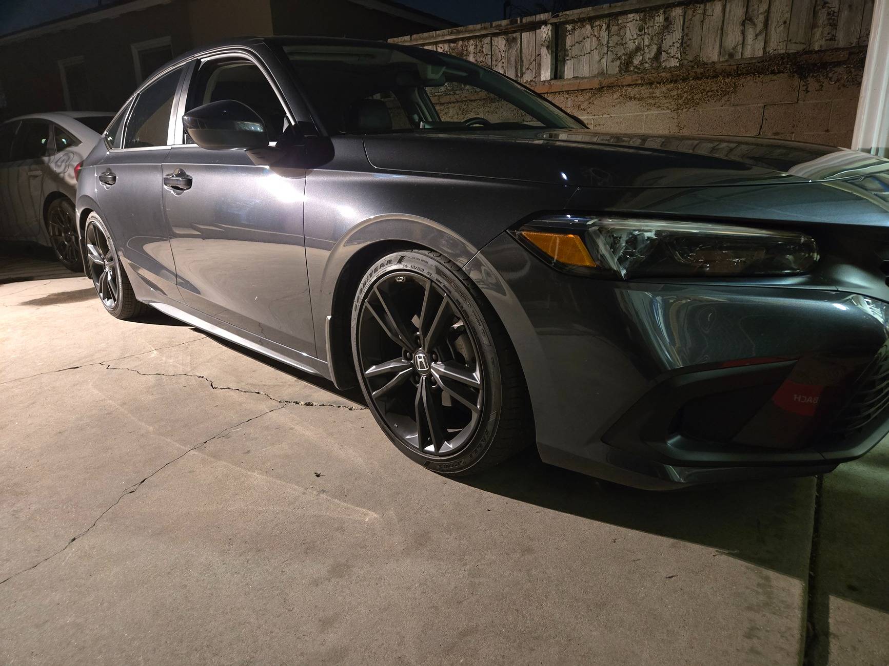 11th Gen Honda Civic 2025 civic Si wheels for trade/sale 20250207_190016