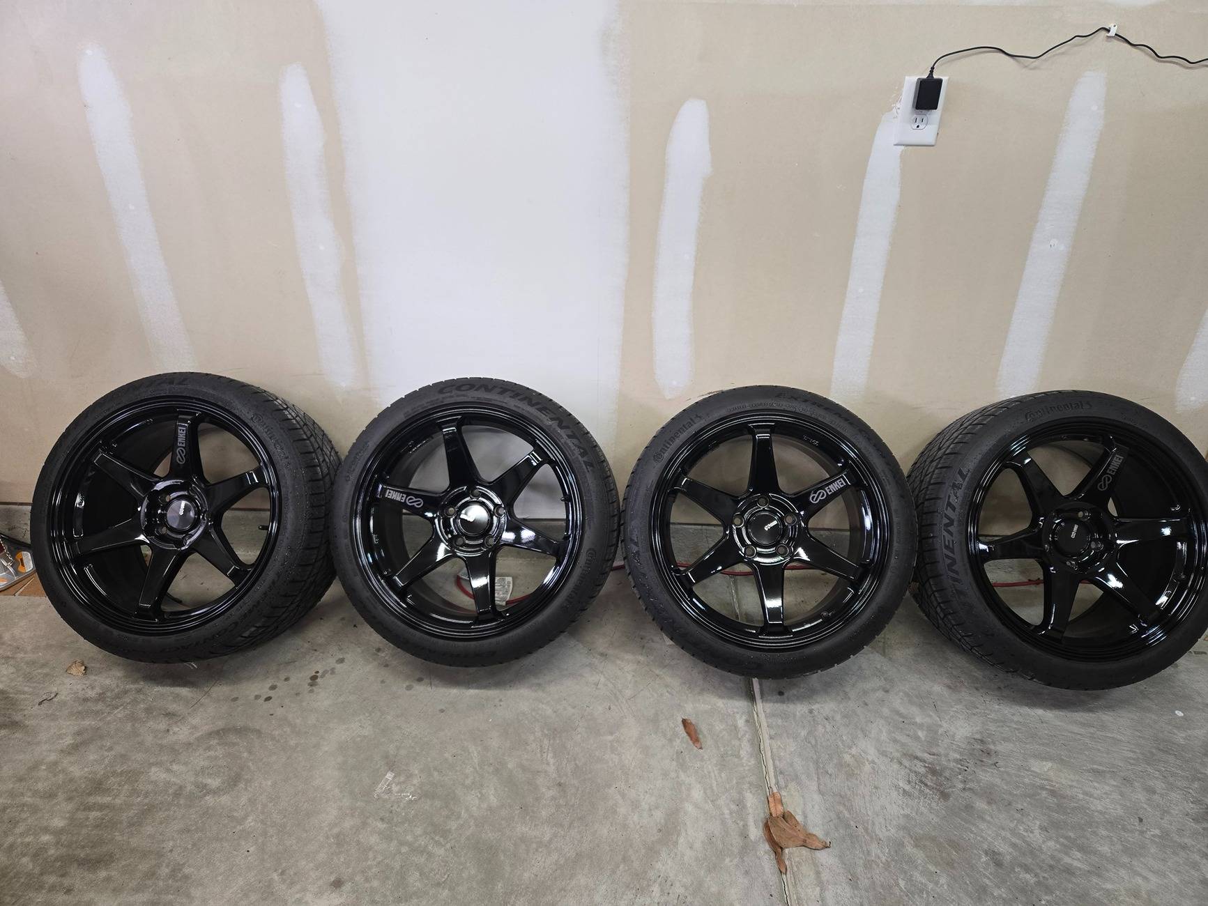 11th Gen Honda Civic SOLD: Enkie T6R with Conti DWS06 20250320_123702