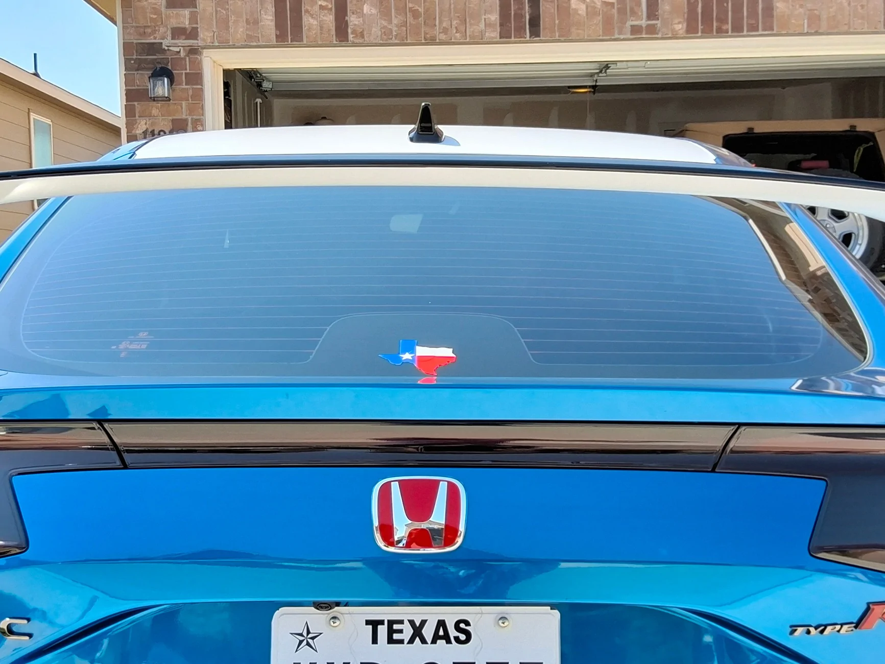 11th Gen Honda Civic Anyone done a rear wiper delete on the 11th gen hatch? Pictures? 20250910_114010