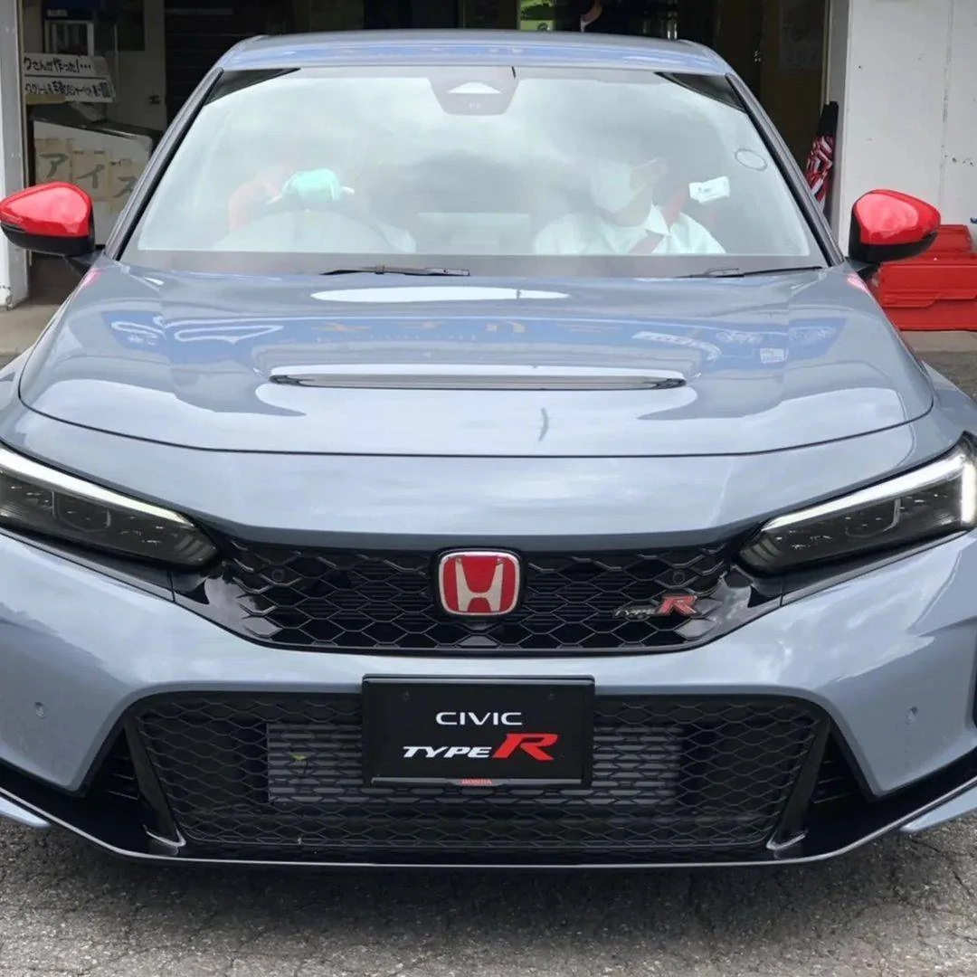11th Gen Honda Civic Official SONIC GRAY PEARL FL5 Type R Photos Thread 239922_1236068693913674_6356539472453726846_n-jpeg