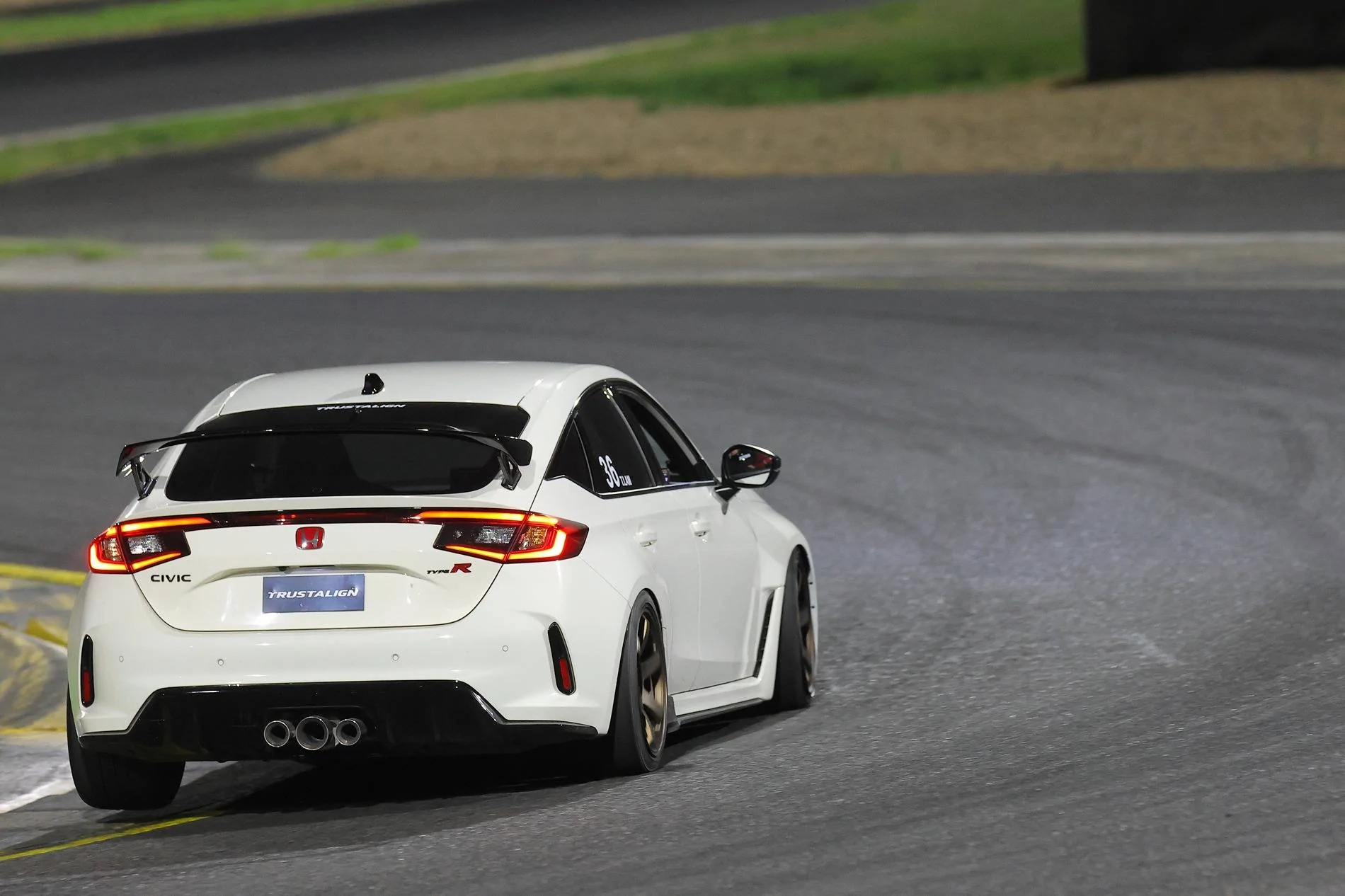 11th Gen Honda Civic 🚀 tezzasaurusrex - Time Attack FL5 Build Journal 241217_green_0368