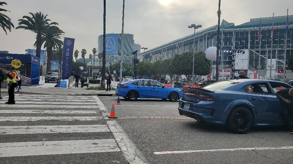 11th Gen Honda Civic Official BOOST BLUE PEARL 2022+ 11th Gen Civic & Si Thread 259243650_303854138267374_3771738420957570395_n