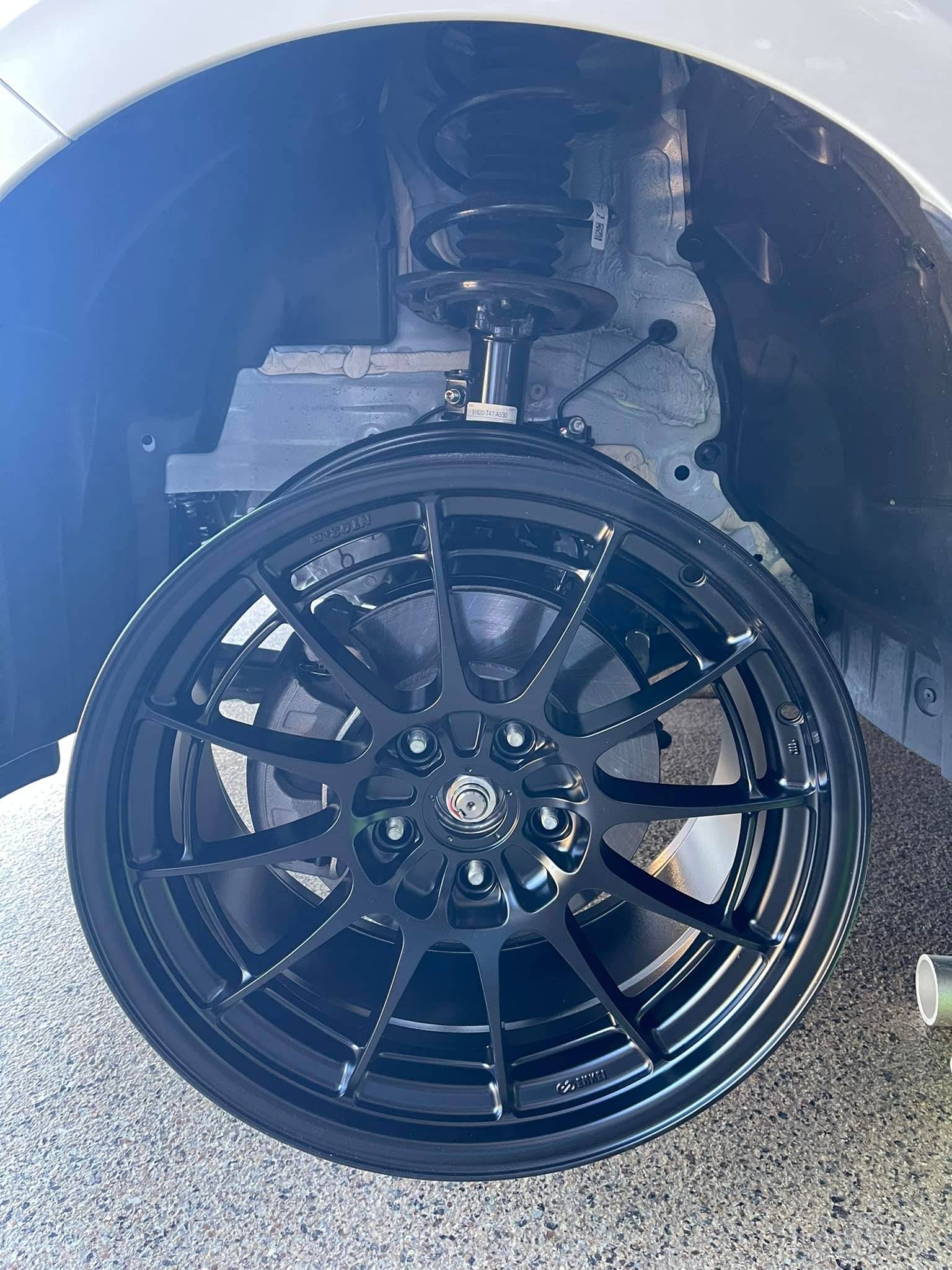 11th Gen Honda Civic Enkei NT03+M 18X9.5 test fit 266234921_5396158077064464_3306757993692052190_n