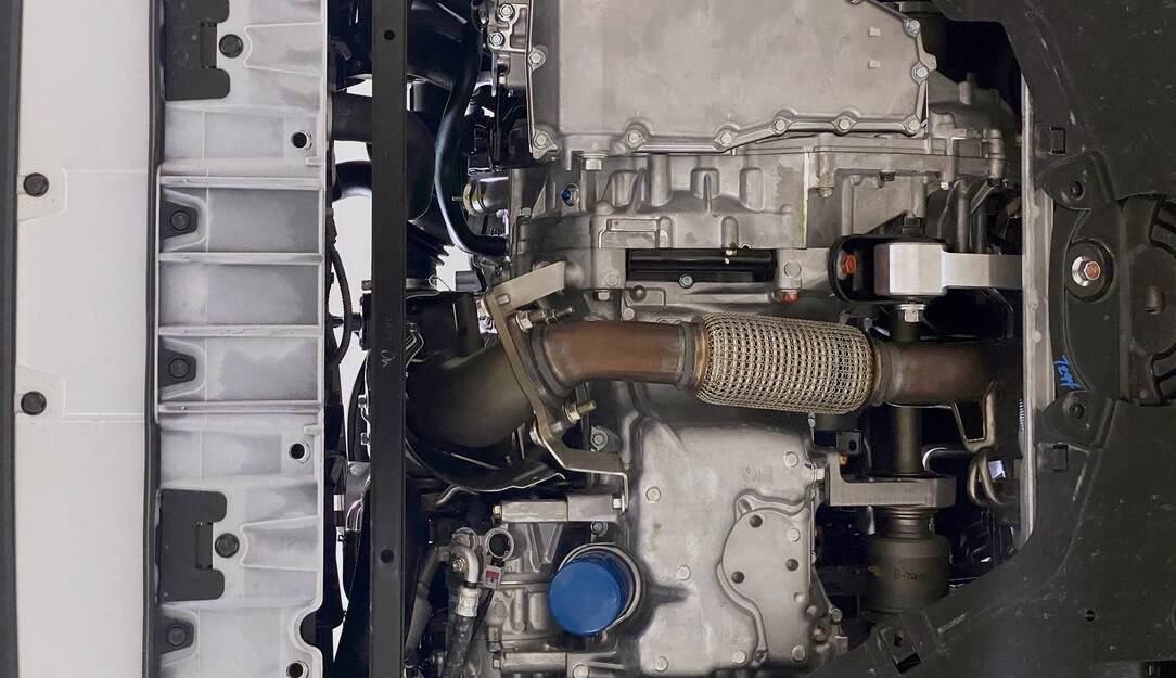 11th Gen Honda Civic 27WON Performance Tackles the New 2022 Honda Civic 27won-downpipe-installed