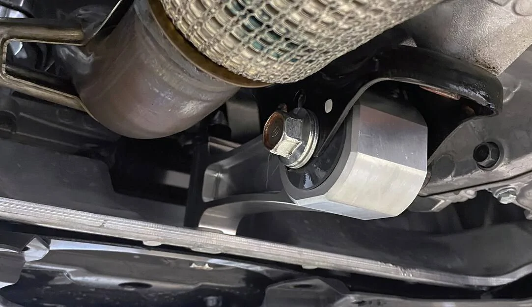 11th Gen Honda Civic 27WON Performance Tackles the New 2022 Honda Civic 27won-rear-engine-mount