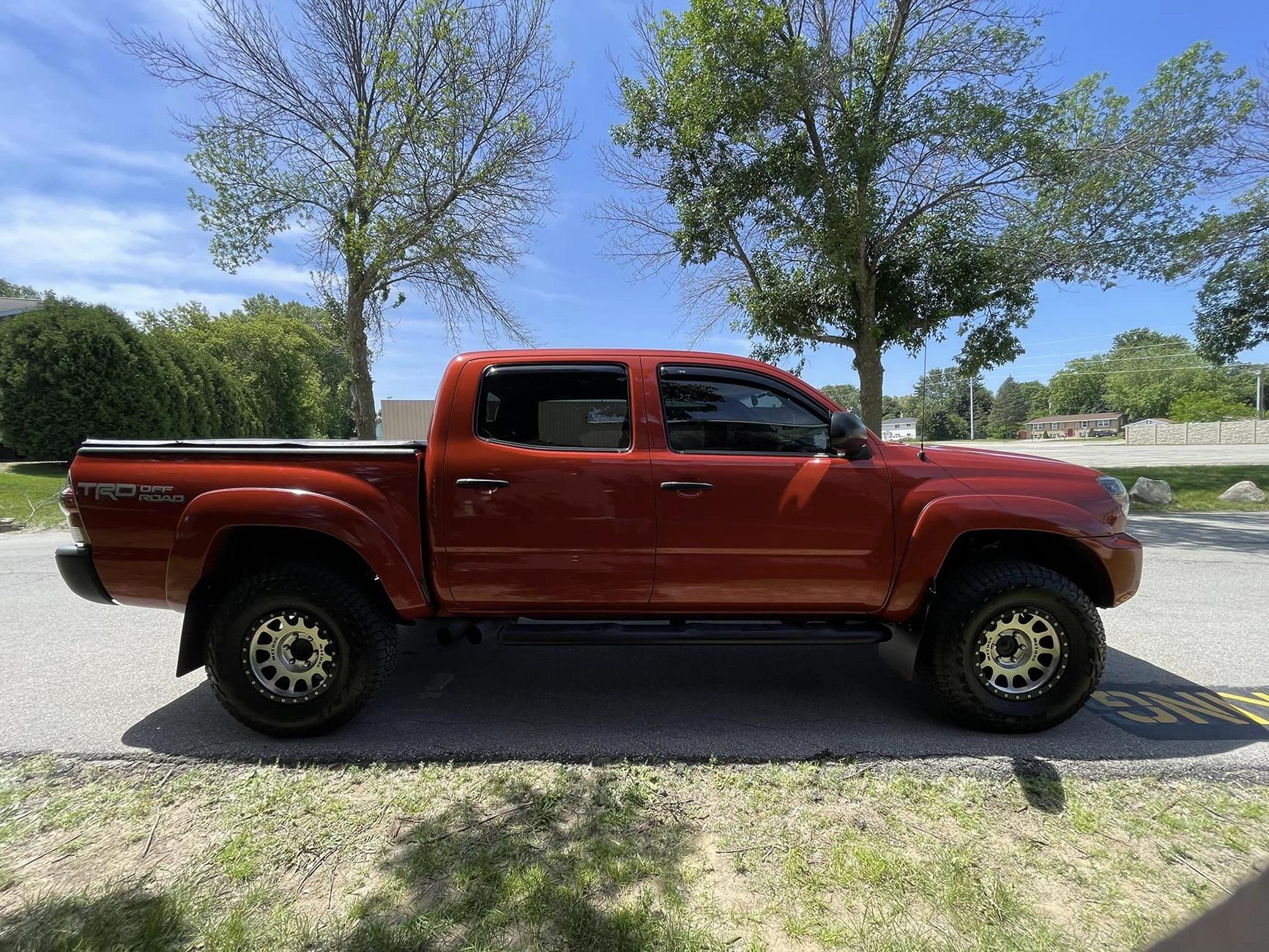 11th Gen Honda Civic 90's Kid Dream Build 294957879_10230457385885321_1327961463792516059_n