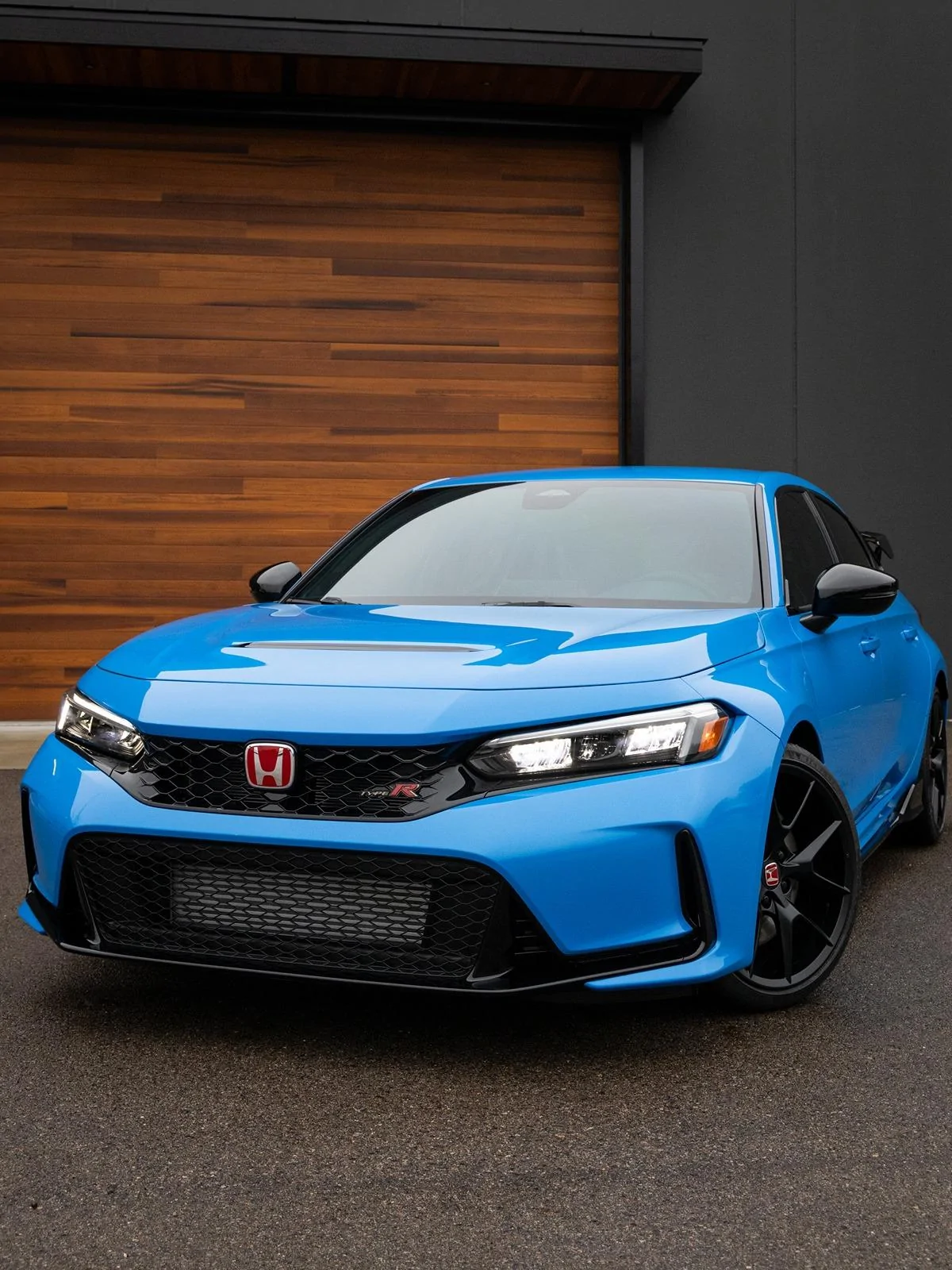 11th Gen Honda Civic Show your % of tint on your FL5 2Q5A7235