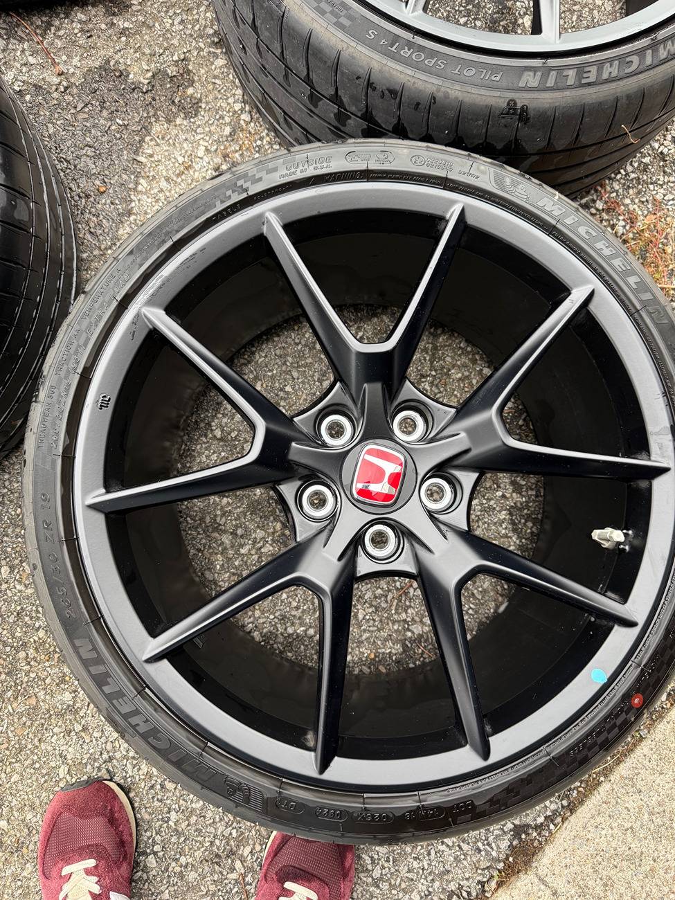11th Gen Honda Civic 2023-2025 Type R FL5 OEM Wheels and Tires -SOLD (springs still for sale) 3