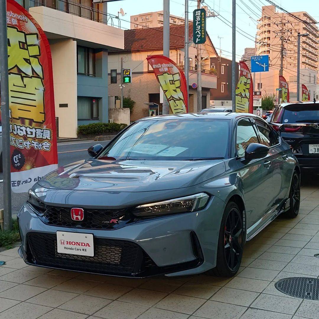 11th Gen Honda Civic Official SONIC GRAY PEARL FL5 Type R Photos Thread 306499467_483651579991774_2096910823109841344_n
