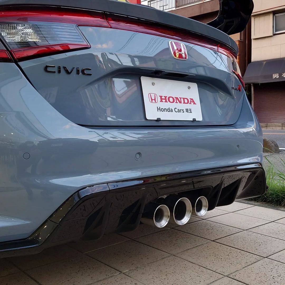 11th Gen Honda Civic Official SONIC GRAY PEARL FL5 Type R Photos Thread 306506892_6417202881629669_2115048903933492972_n