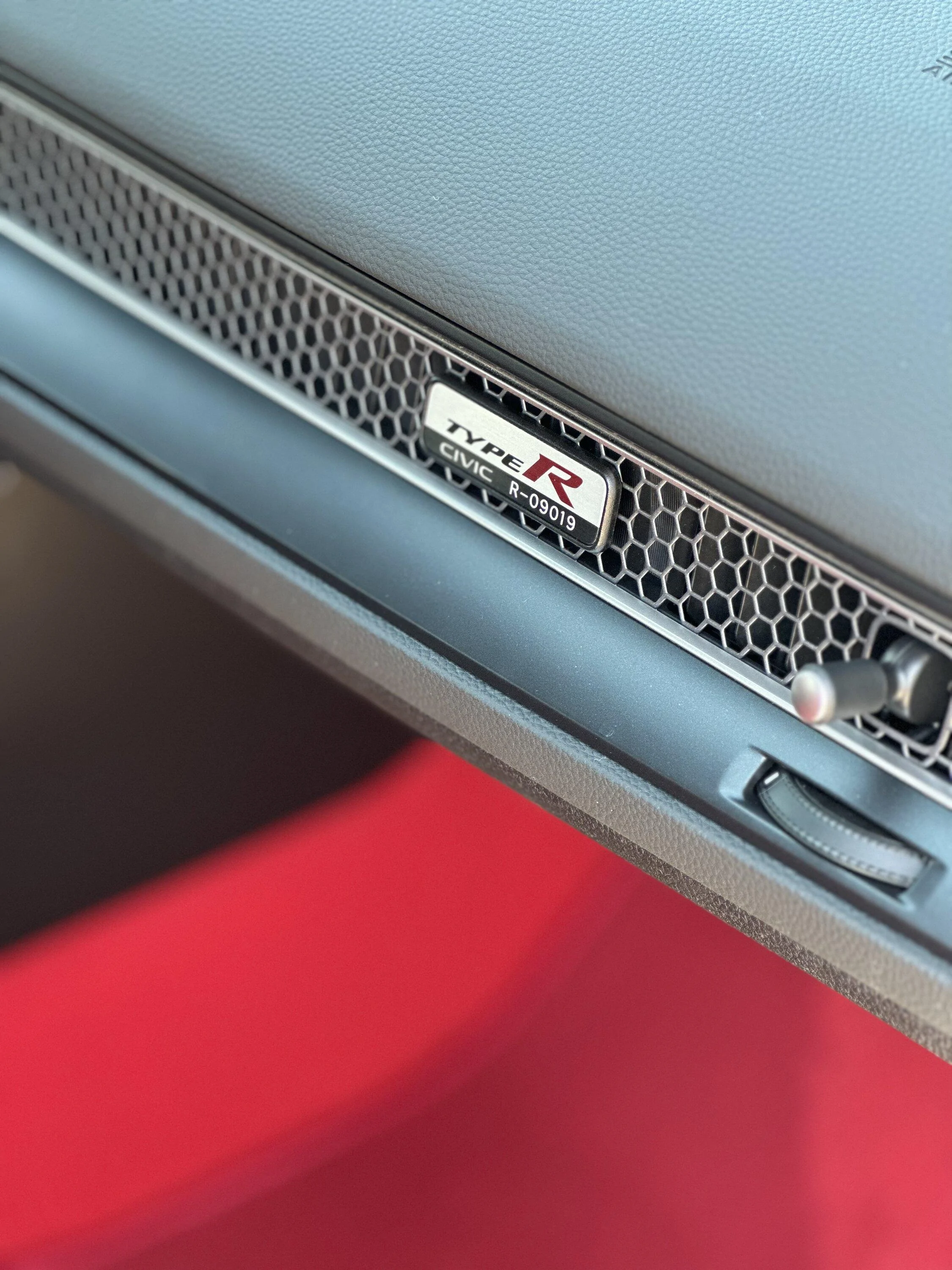 11th Gen Honda Civic Post your FL5 Civic Type R delivery pics! 🙌 📸 30AAB376-E82E-4E6E-B000-160911661A94