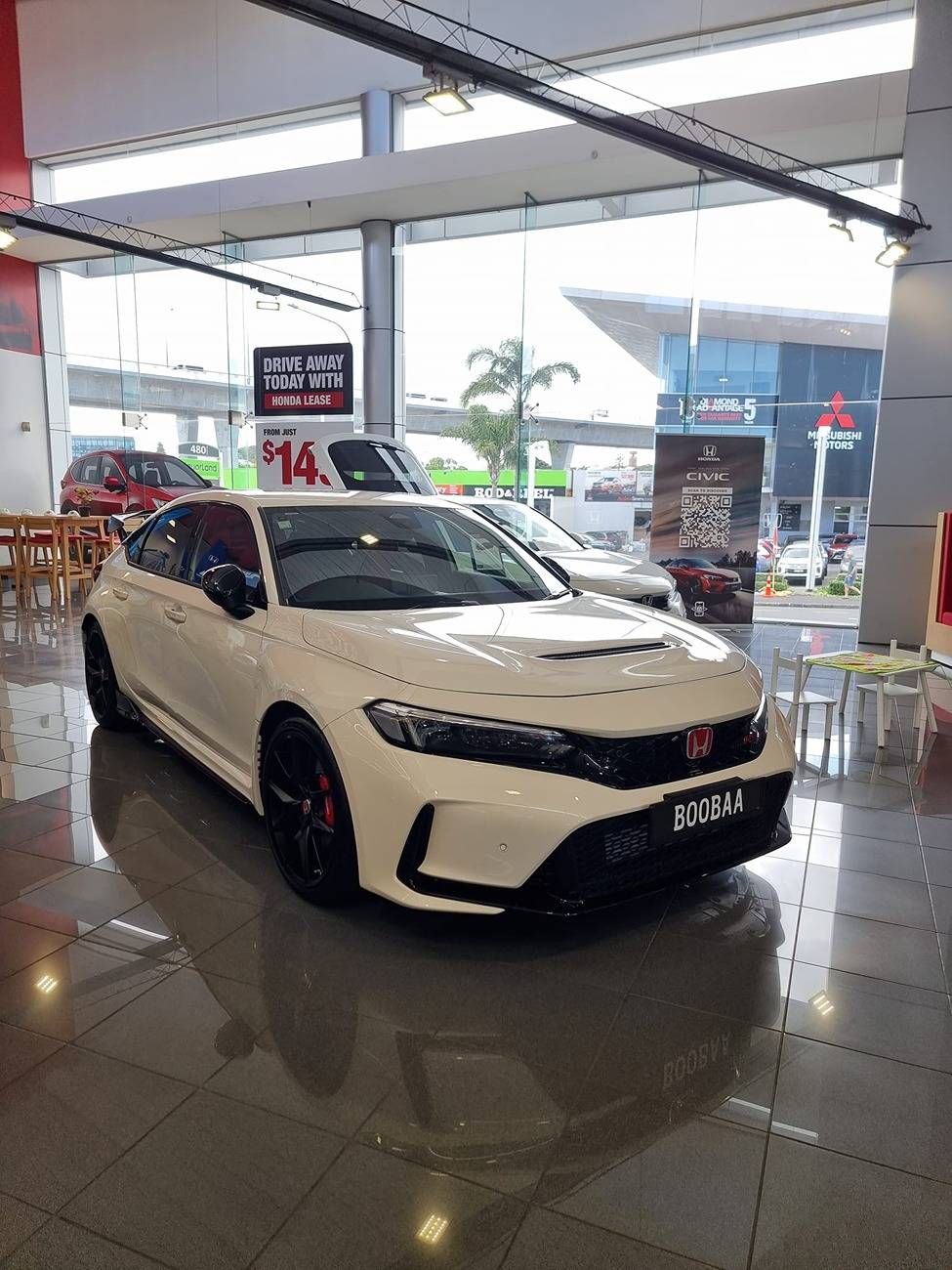 11th Gen Honda Civic Post your FL5 Civic Type R delivery pics! 🙌 📸 325782236_1222993775320510_4106592632273169072_n