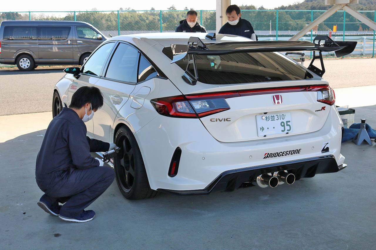 11th Gen Honda Civic Spoon continues testing FL5 for products development 326921869_942453153782576_6603275799260523368_n (1)