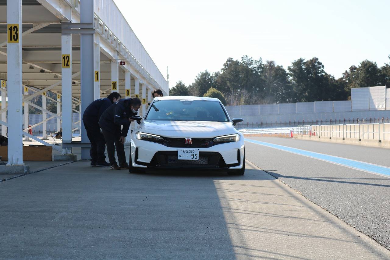 11th Gen Honda Civic Spoon continues testing FL5 for products development 326963424_493070302902352_666503461339181931_n