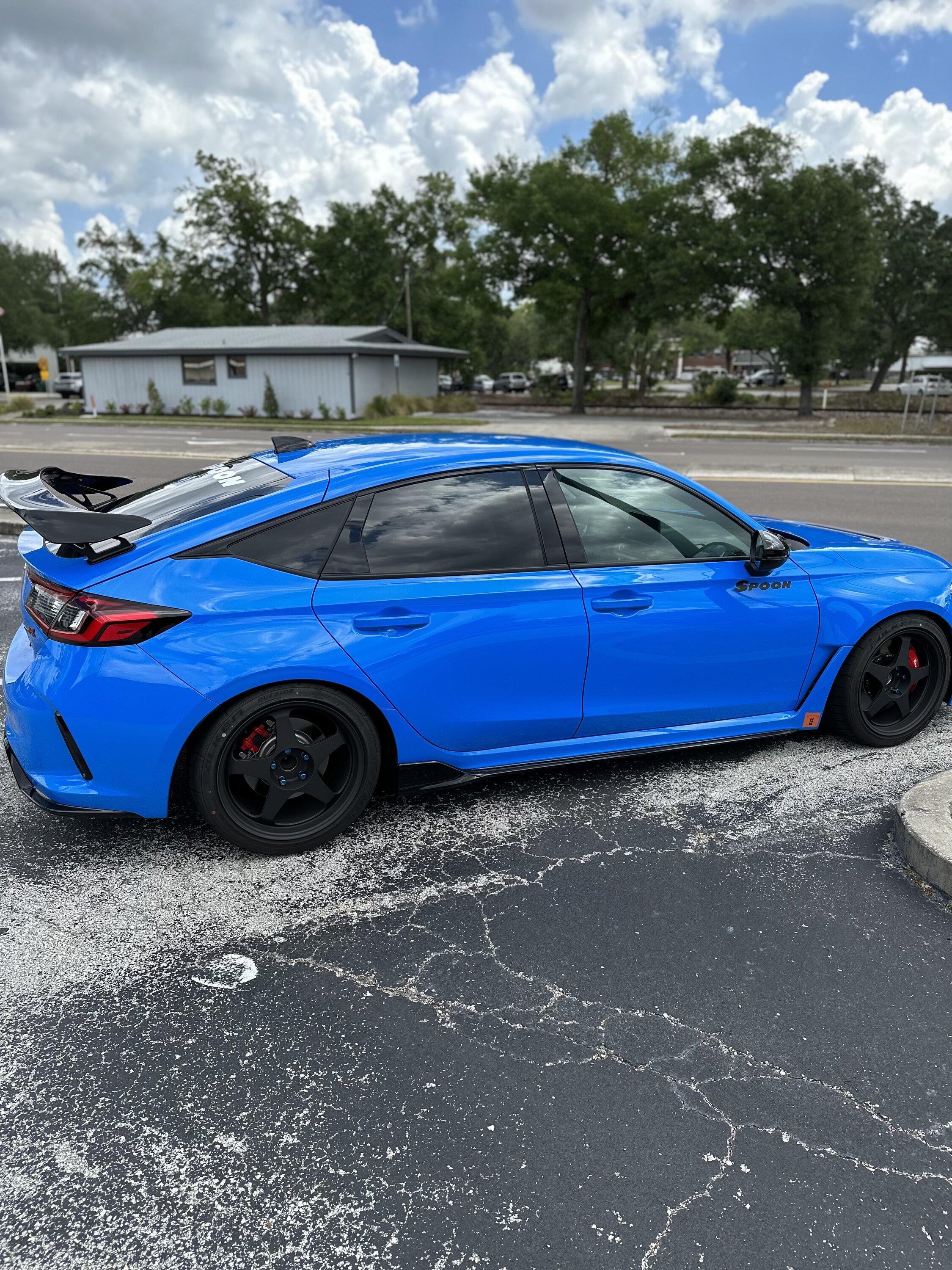 11th Gen Honda Civic Spoon SW388 / Falken Azenis RT615 18x9.5 +40 33189CD6-7DA8-44E1-BAFD-7F95C266A4E5