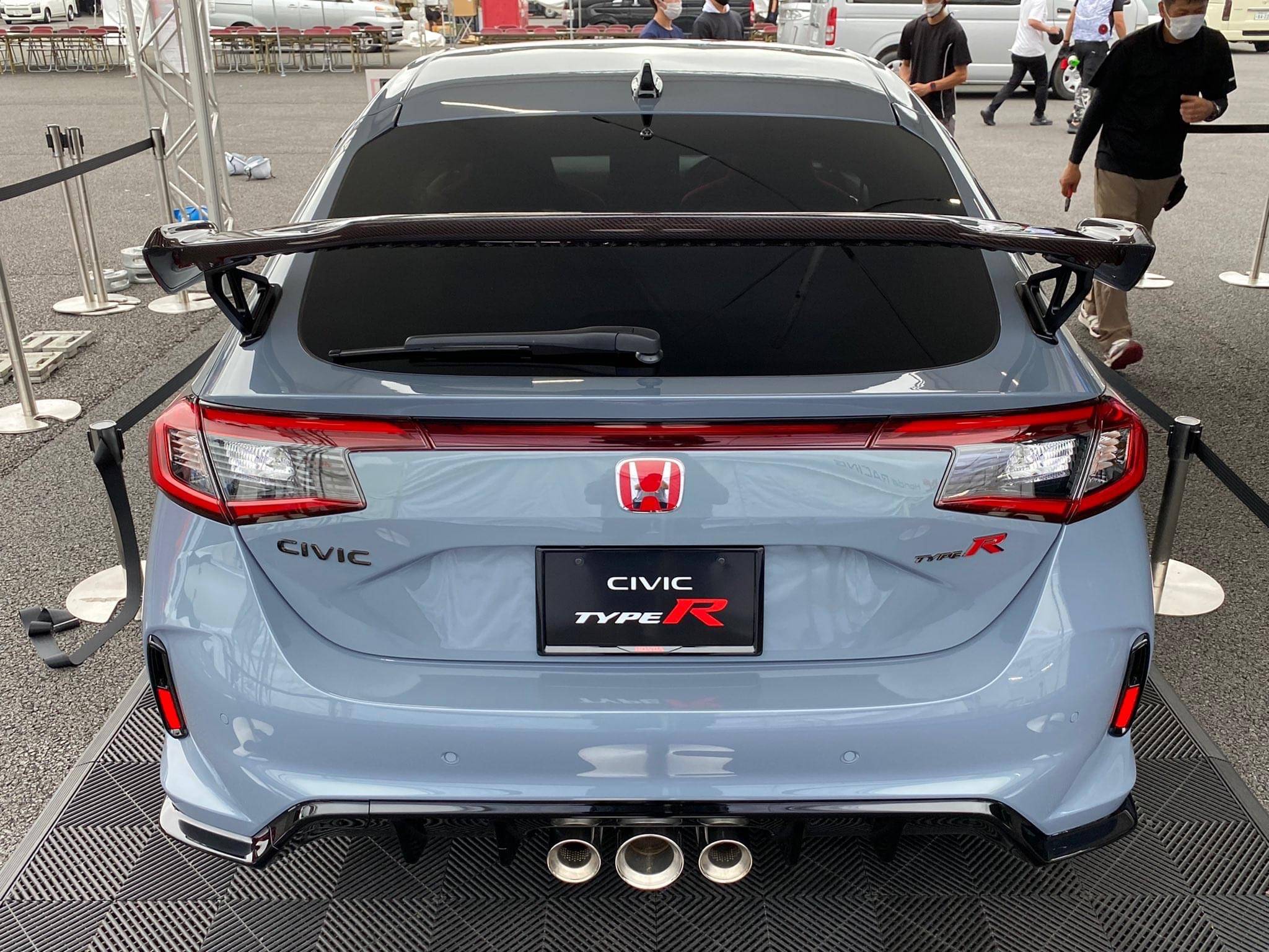 11th Gen Honda Civic RHD FL5 Civic Type R (Sonic Grey) spotted w/ full Modulo parts & OEM Honda Accessories! 336557D6-C0B4-4F71-A965-8C31CEB2C0E9