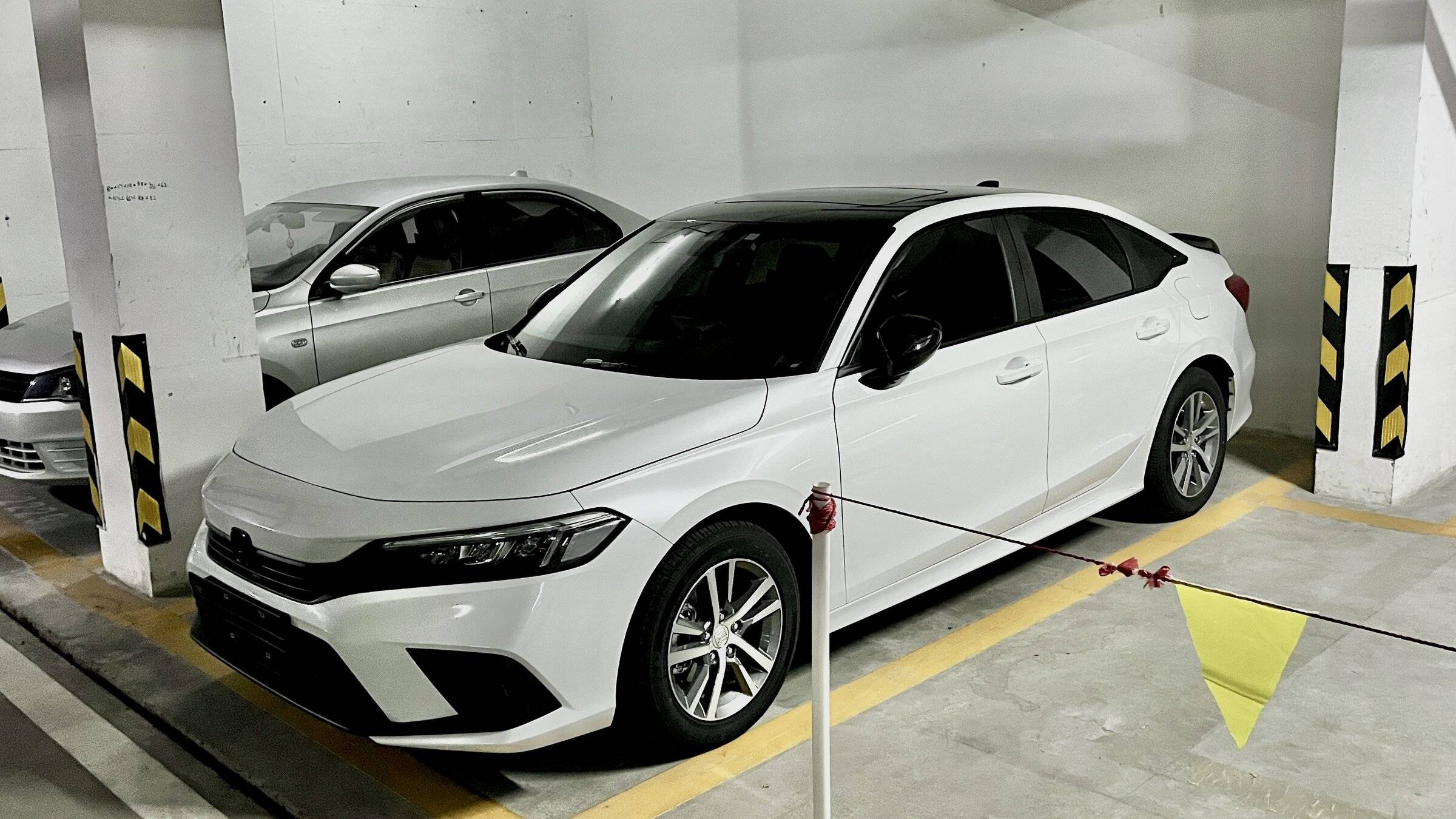 11th Gen Honda Civic Official PLATINUM WHITE 2022+ 11th Gen Civic & Si Thread 3e05085d7df0b75d93b8935daaf8e14