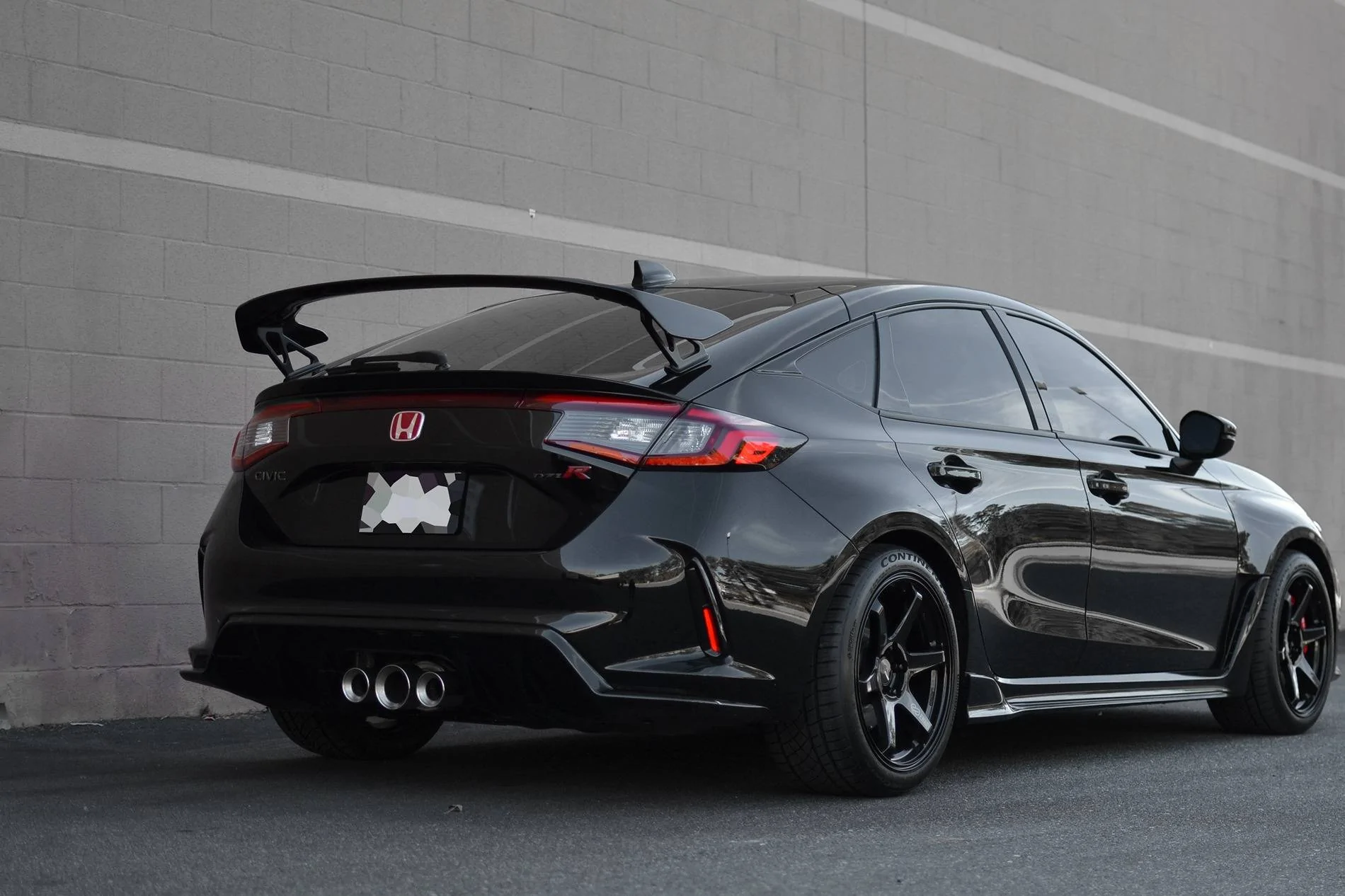 11th Gen Honda Civic Official CRYSTAL BLACK PEARL FL5 Type R Photos Thread 4