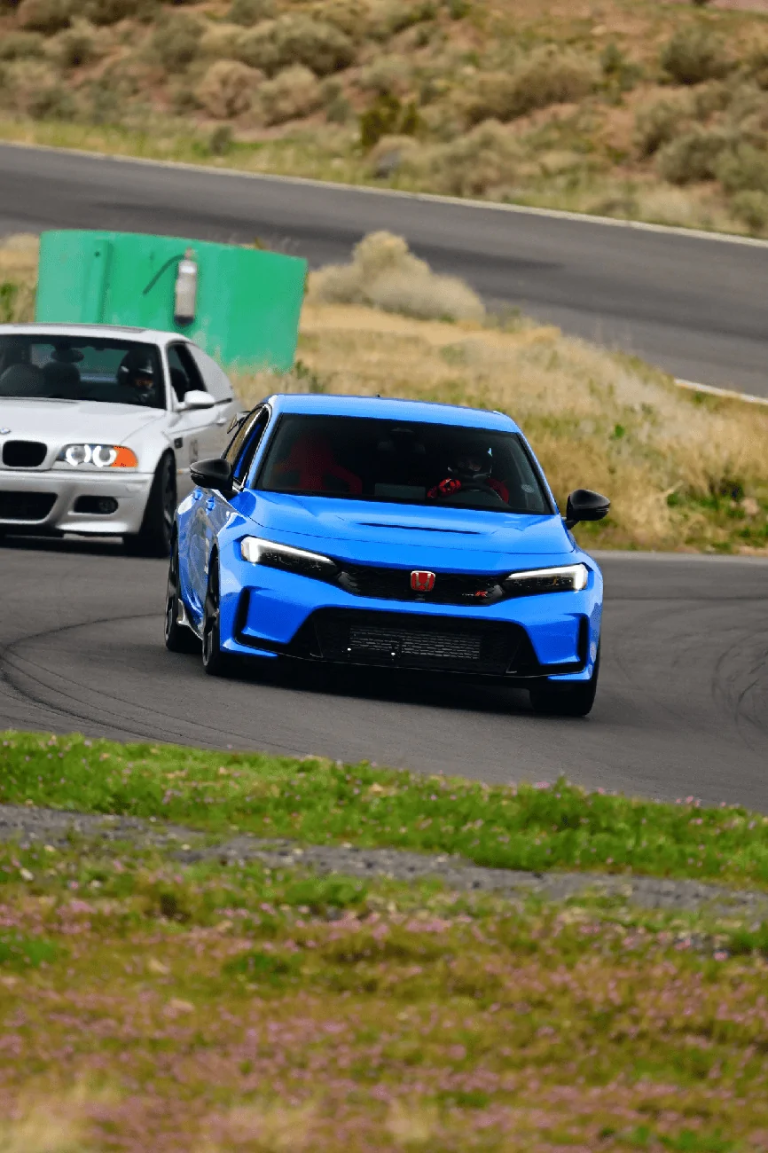 11th Gen Honda Civic Willow Springs - Big Willow (1st time tracking Type R FL5) 429590909_10231593969261974_3793832084956544047_n