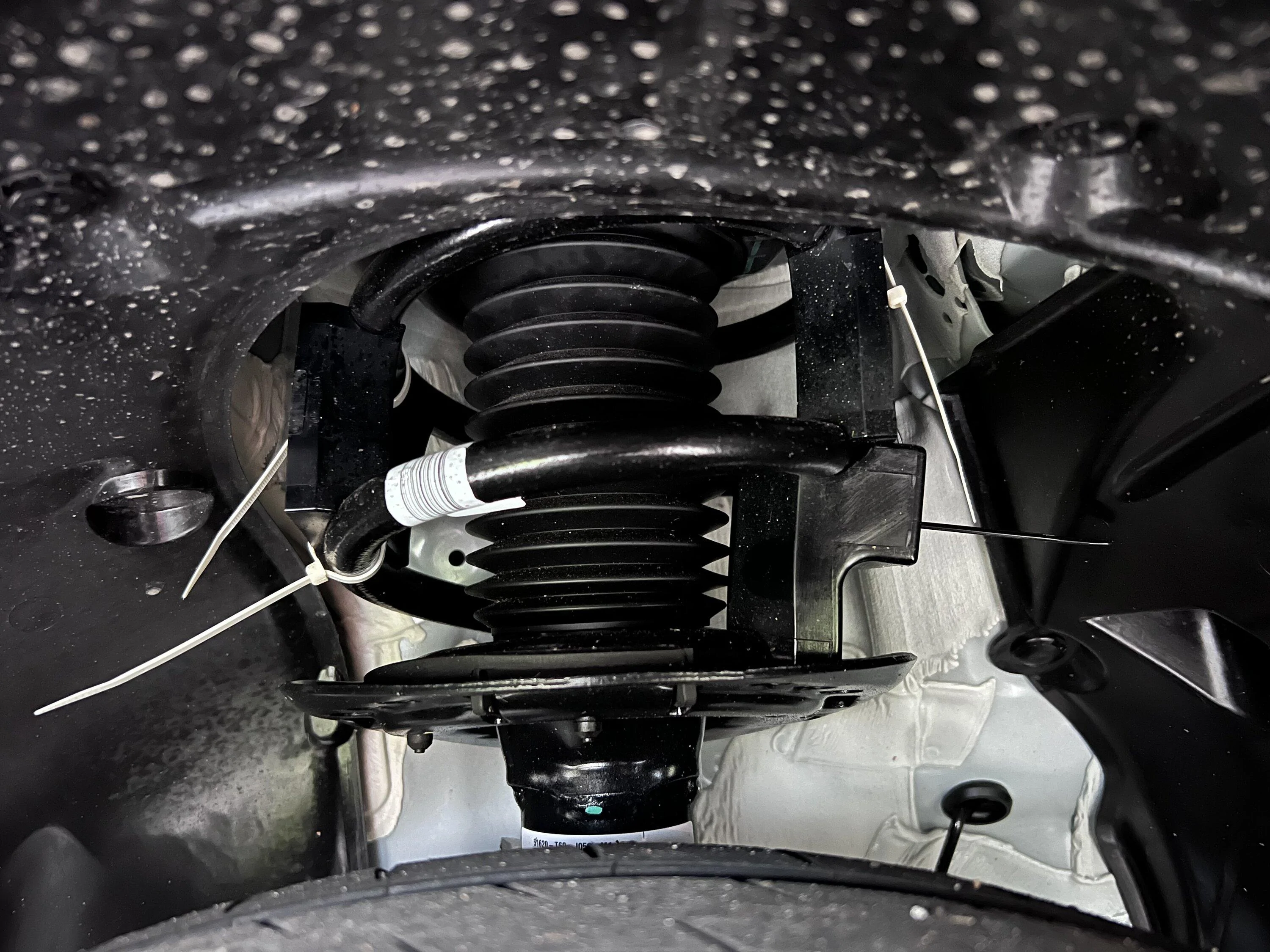 11th Gen Honda Civic Transport Blocks PSA: make sure your dealer removes suspension transport blocks before taking delivery! 43E6E34A-FF12-47AD-A1F6-B8C2344705D0