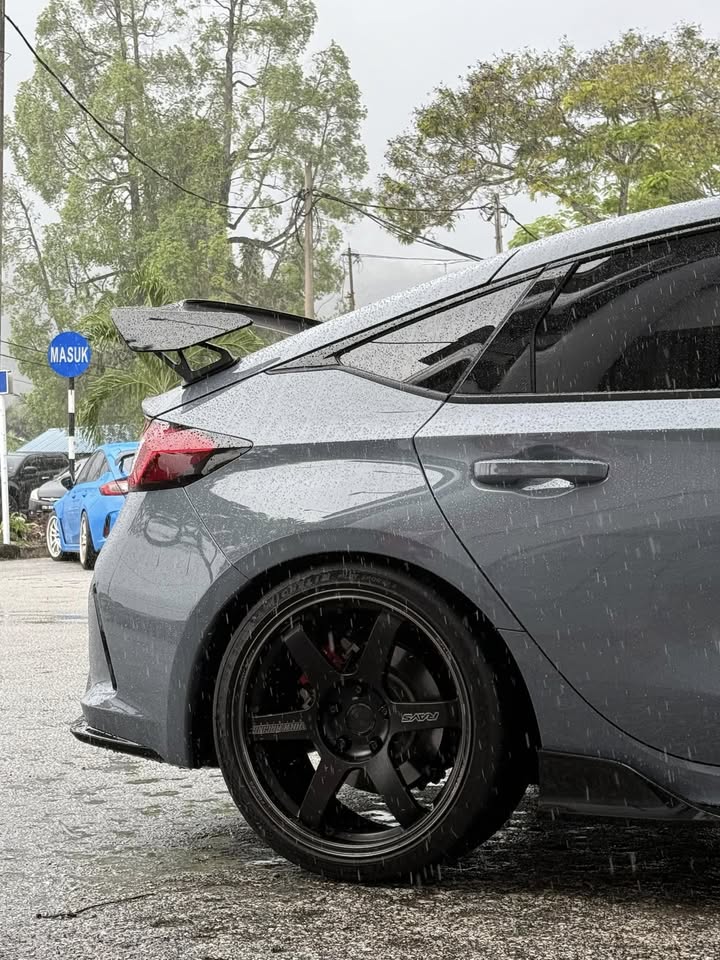 11th Gen Honda Civic Volk Racing TE37 S-Plus 19x9.5 +36 - Black Shadow LTD 480875732_4093829434172238_8445664347762082183_n