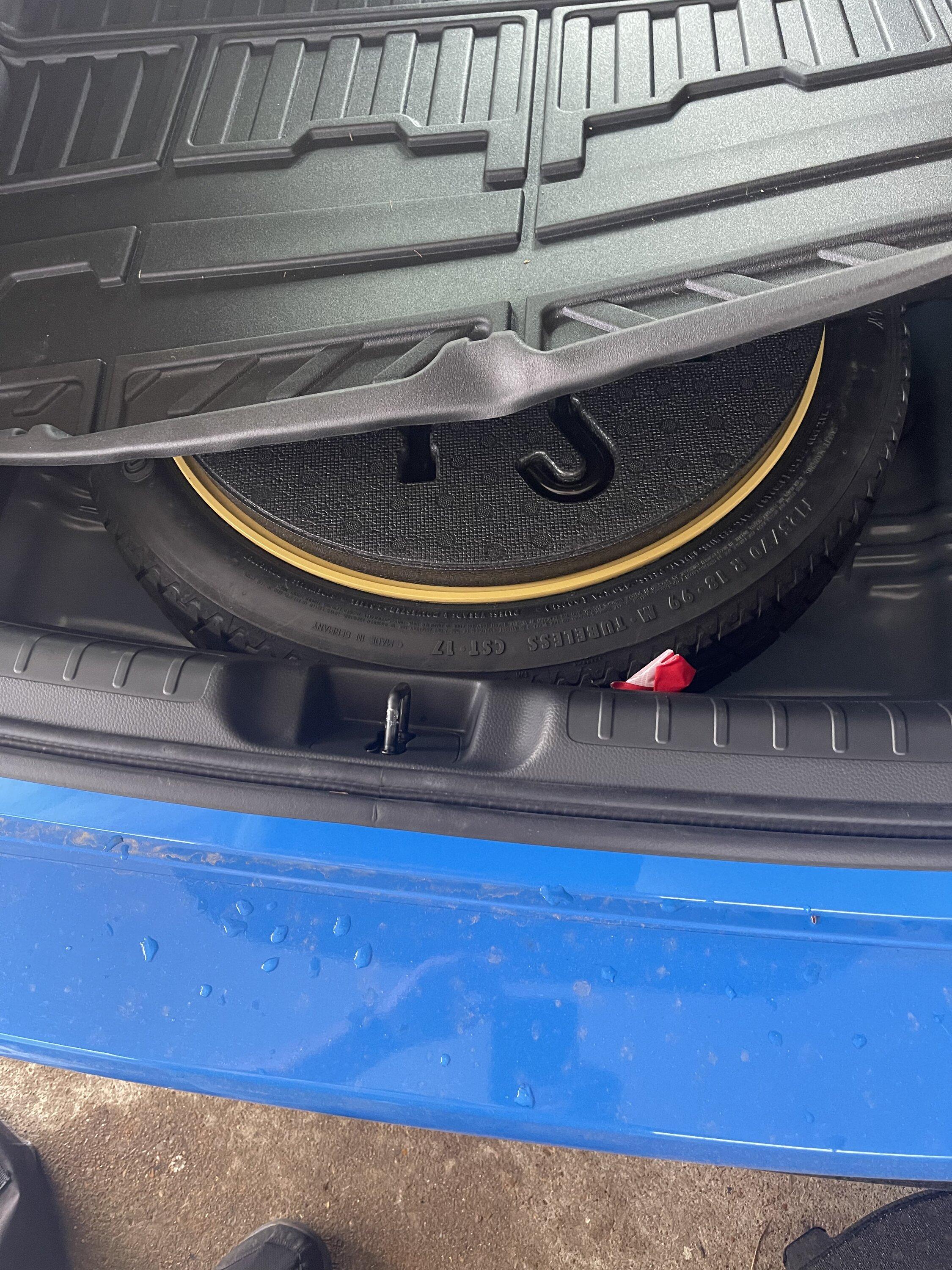 11th Gen Honda Civic FL5 Spare Tire ? 4D2EE11E-FB18-45D3-8206-8EDEB6A1ED29