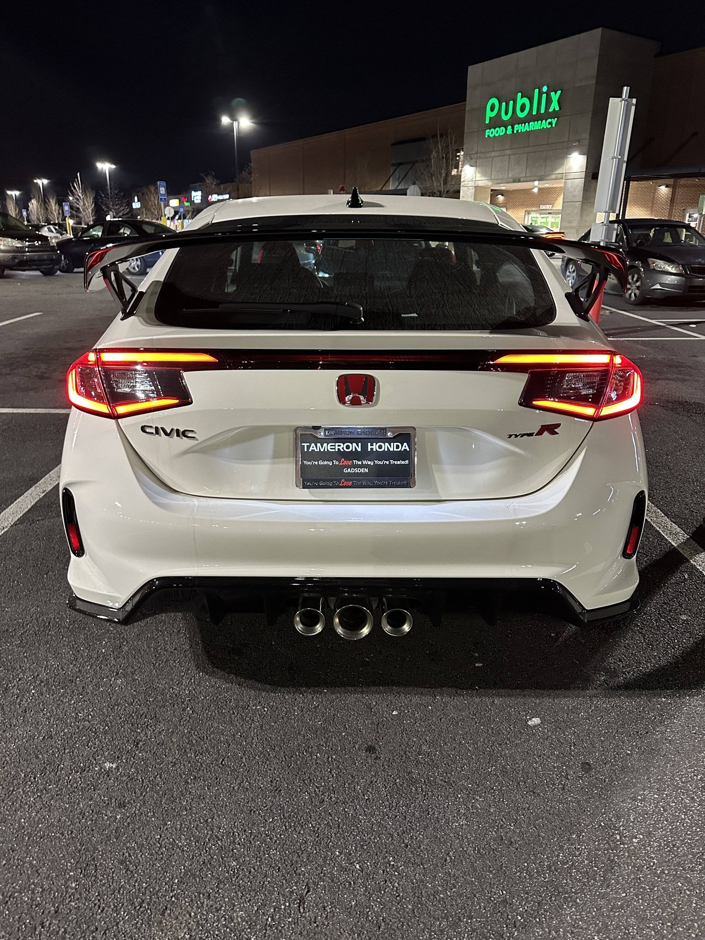 11th Gen Honda Civic Post your FL5 Civic Type R delivery pics! 🙌 📸 51E6C3AD-DFCA-457E-83EE-A52C3C0C16FB