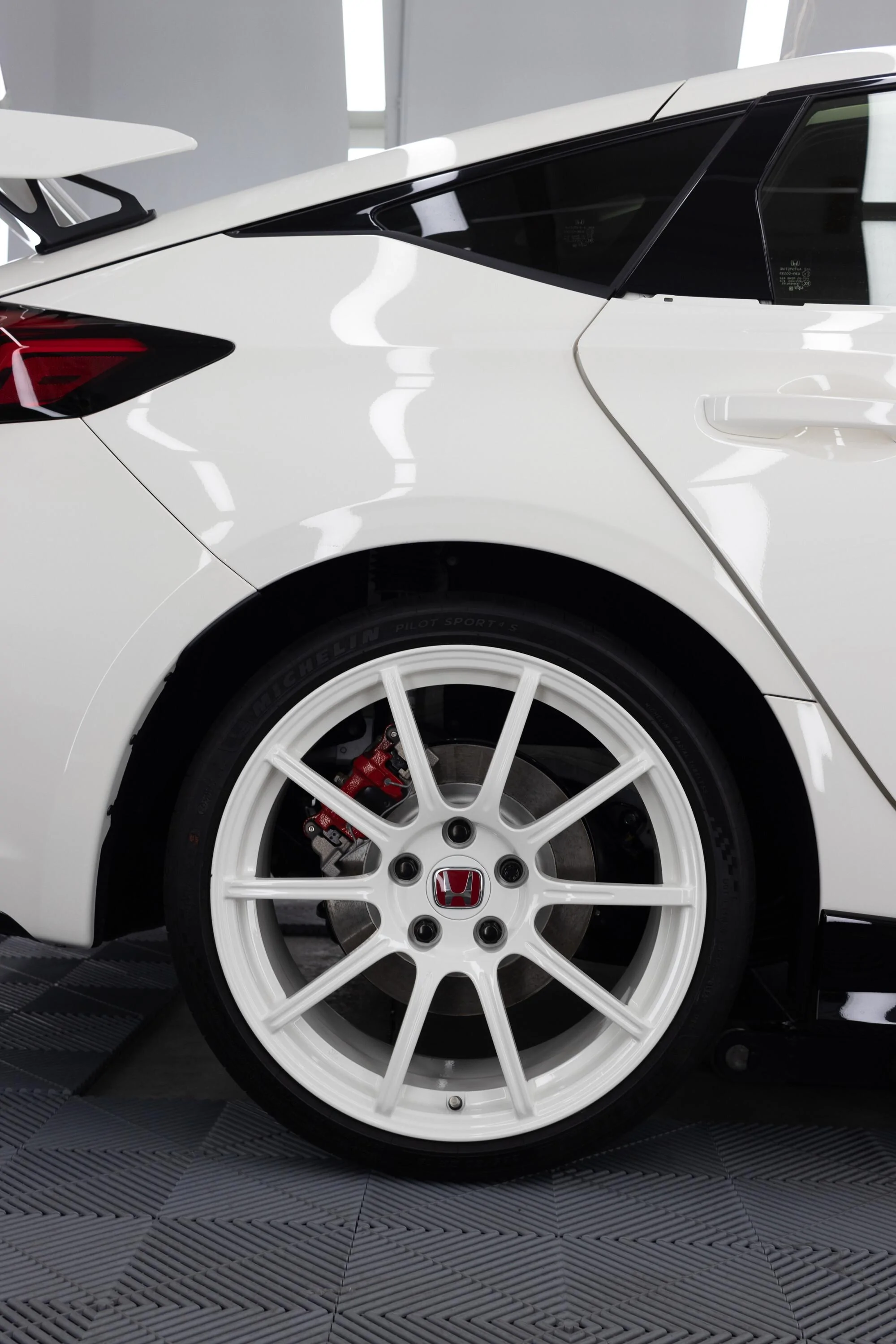 11th Gen Honda Civic 2023 Honda Civic Type R (Championship White) #14886 53333036196_10c86bea98_6k