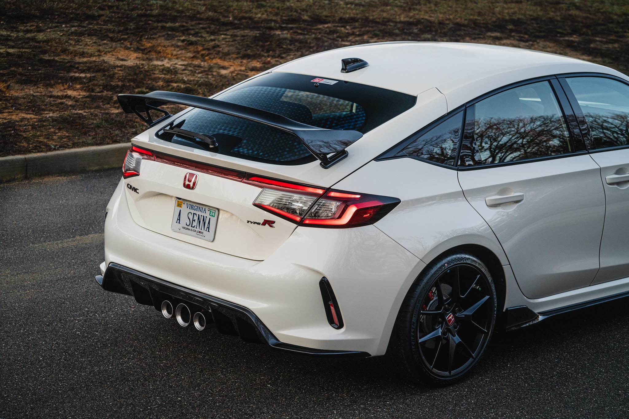 11th Gen Honda Civic Official CHAMPIONSHIP WHITE FL5 Type R Photos Thread 53550198225_e3634c95ef_k