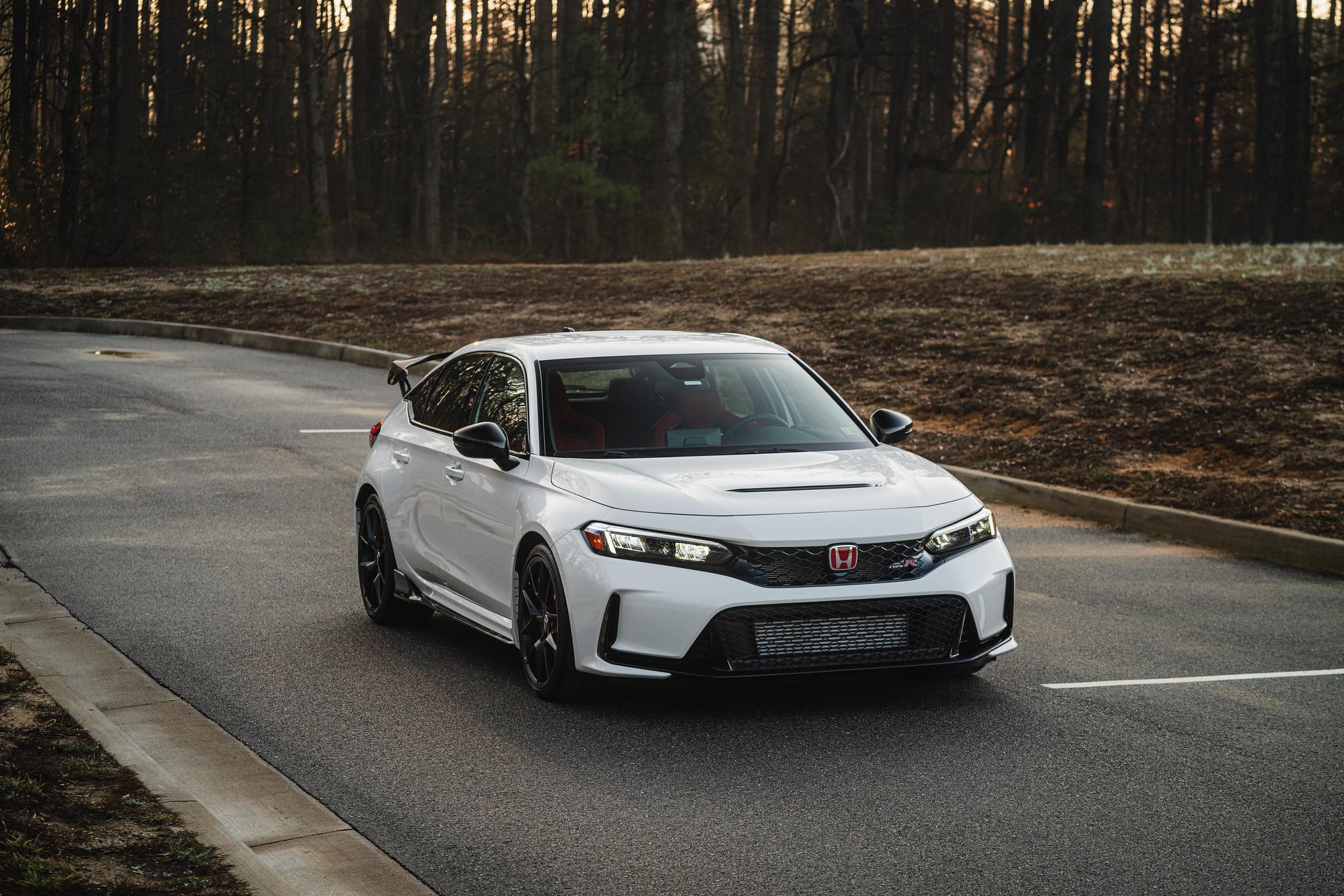 11th Gen Honda Civic Official CHAMPIONSHIP WHITE FL5 Type R Photos Thread 53550198620_eddc3117d8_k