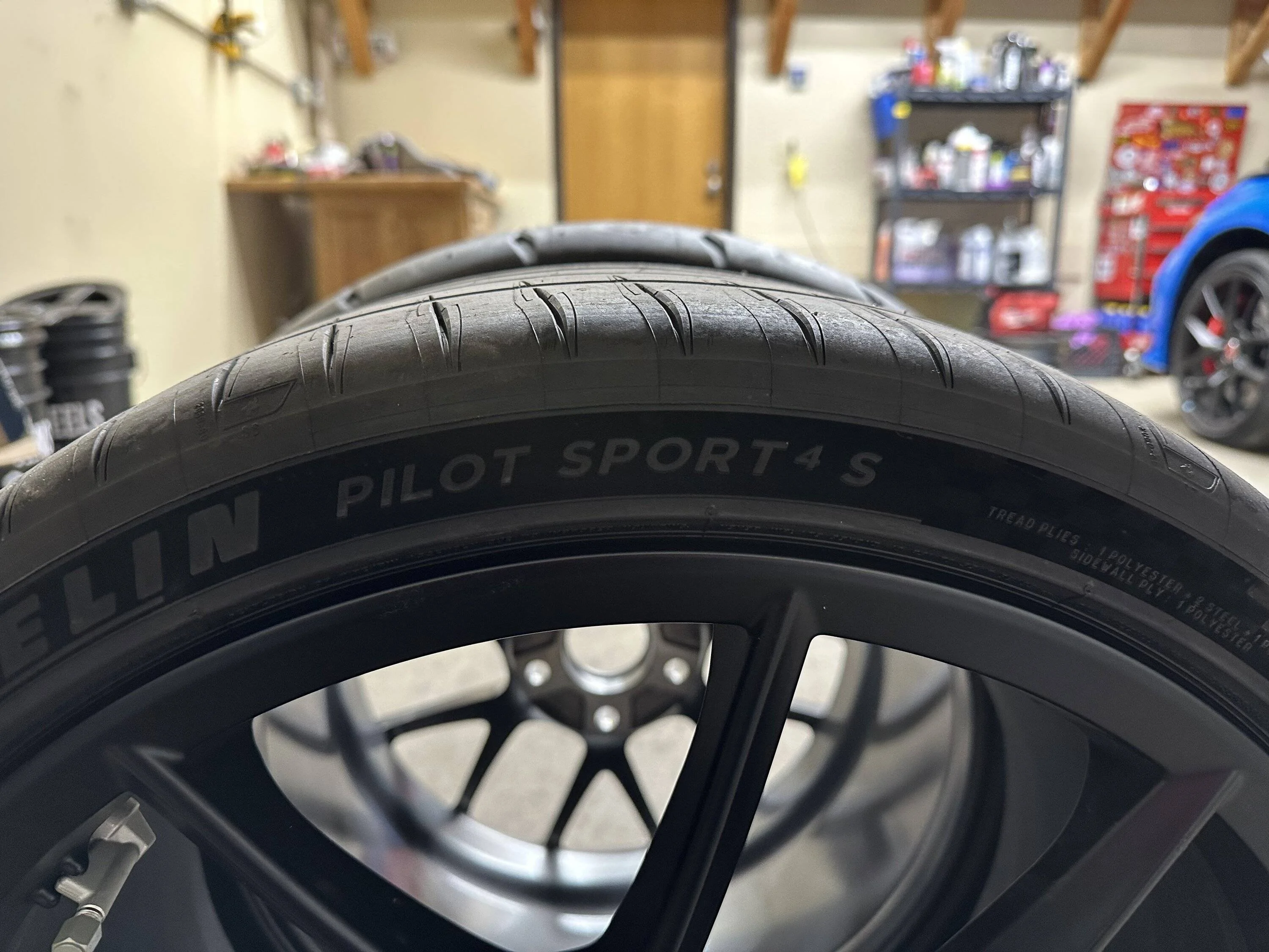 11th Gen Honda Civic 295/35/18 tires fit 5383DB10-0D75-4B32-AE29-2028CE095CEF