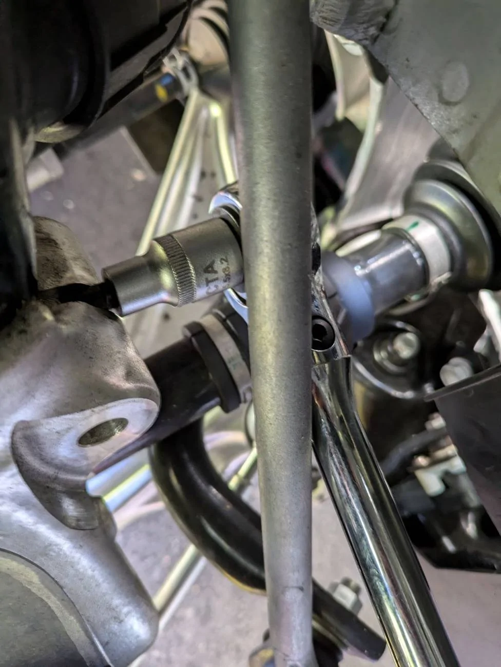 11th Gen Honda Civic DIY: FL5 Lowering Spring Install for Civic Type R [Step By Step] 53996003505_5bcdc9aff5_o-2