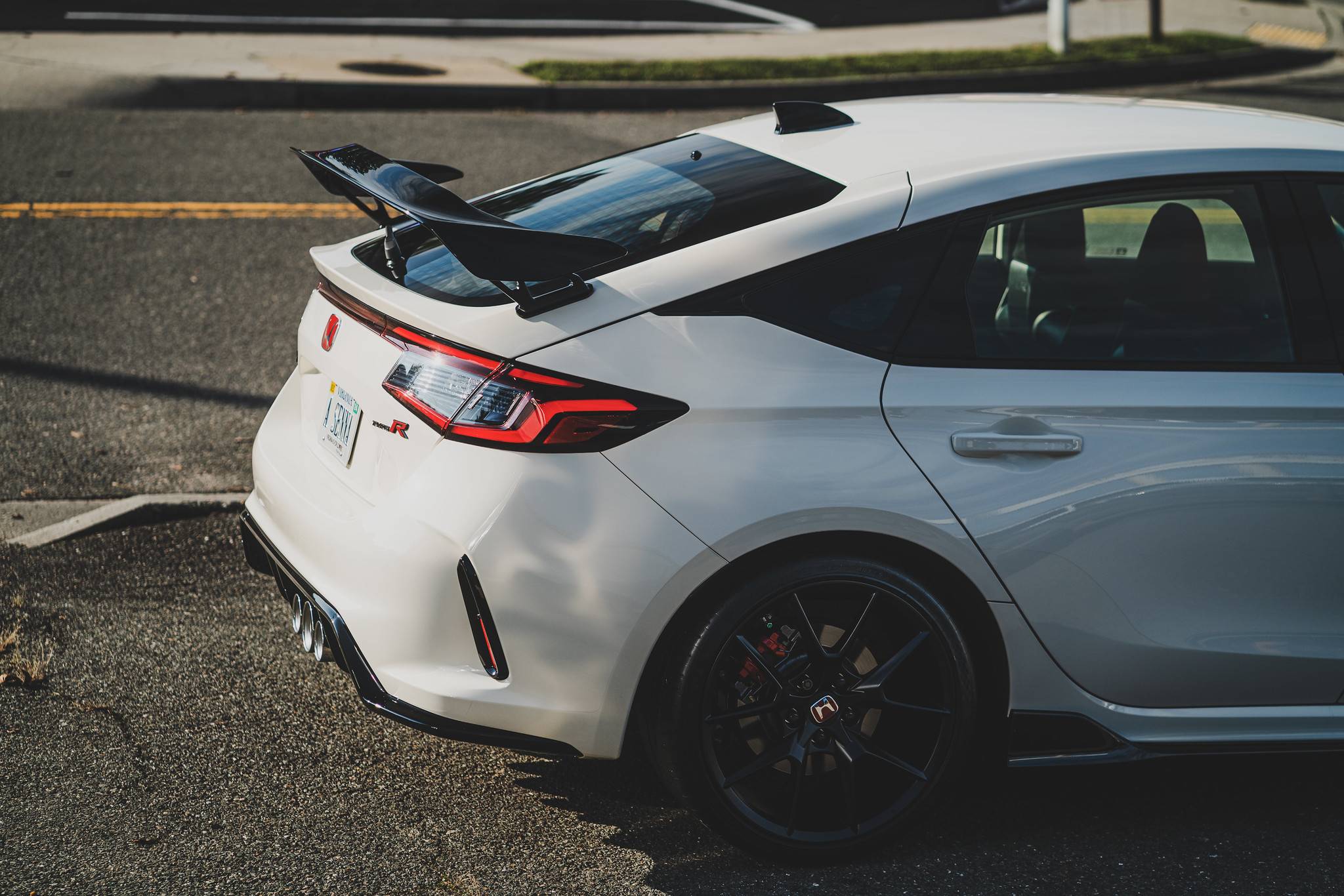 11th Gen Honda Civic Official CHAMPIONSHIP WHITE FL5 Type R Photos Thread 54042694080_6aae26a2d8_k